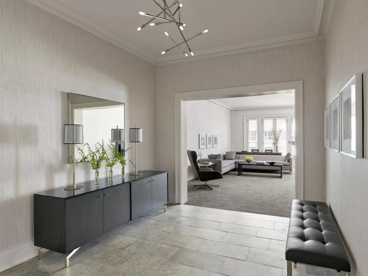 Living room, Bed in AKA Rittenhouse Square