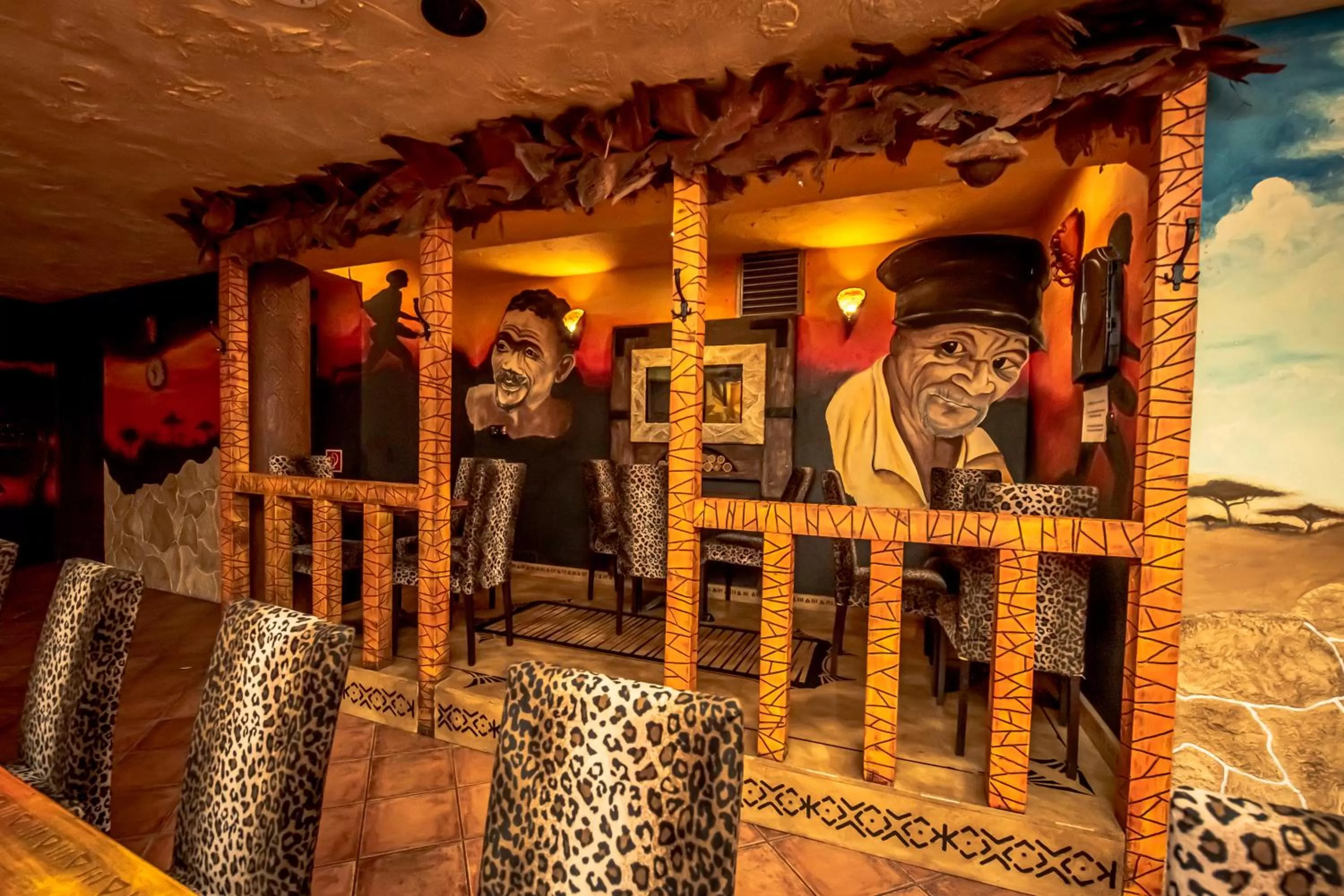 Communal lounge/ TV room in Hotel Villa Classica