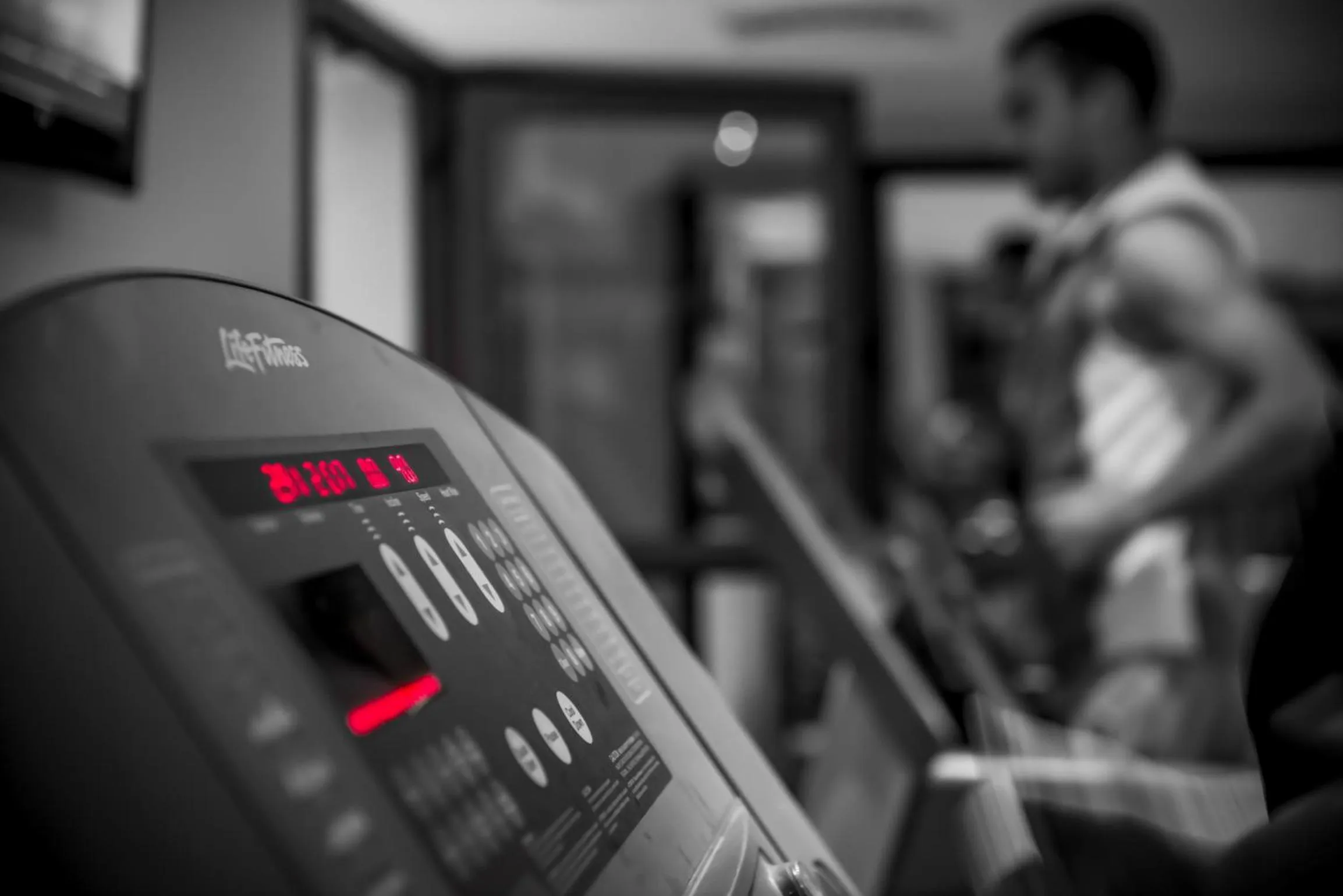 Fitness centre/facilities in Pasabey Hotel