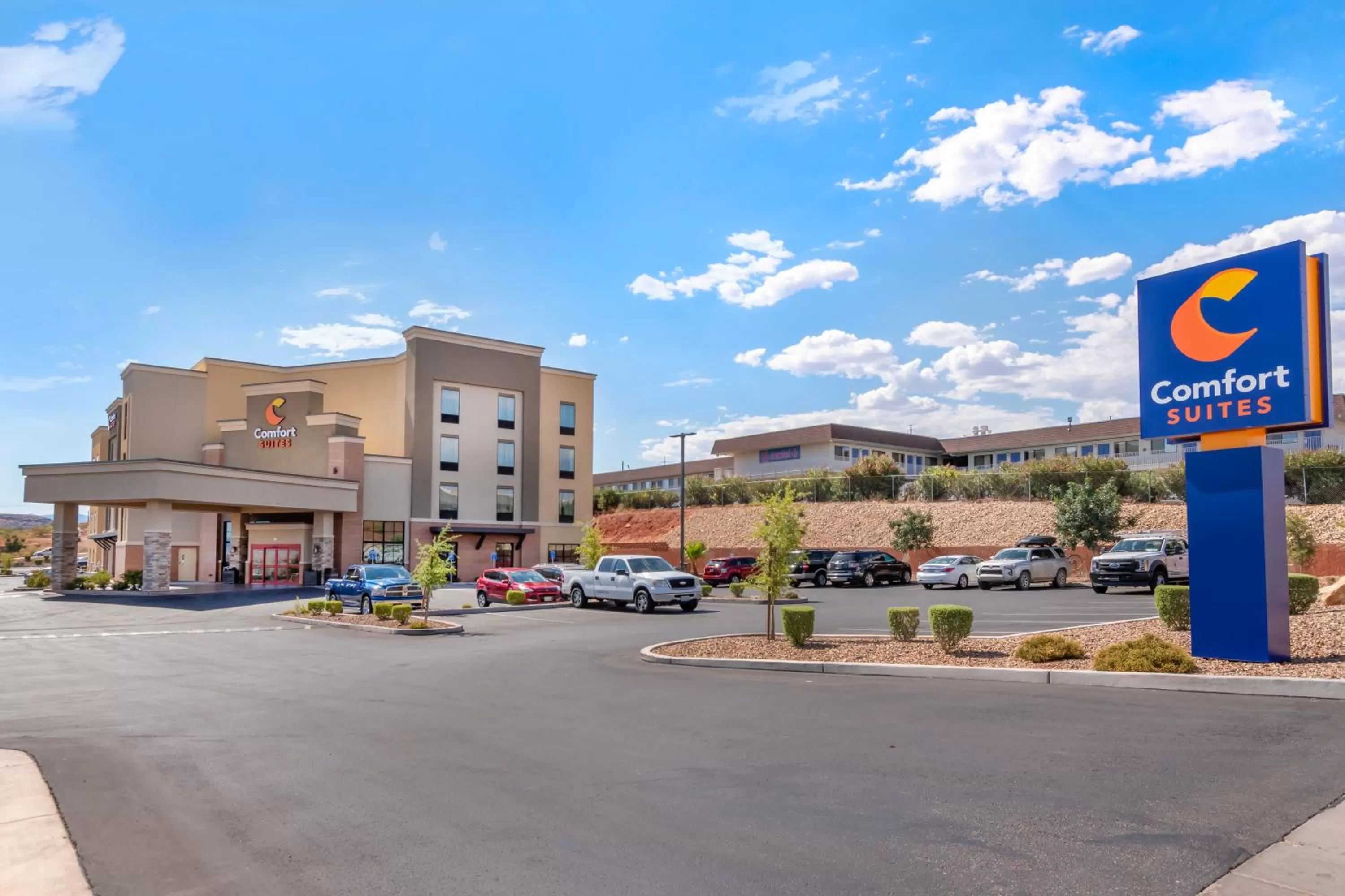 Property building in Comfort Suites St George - University Area