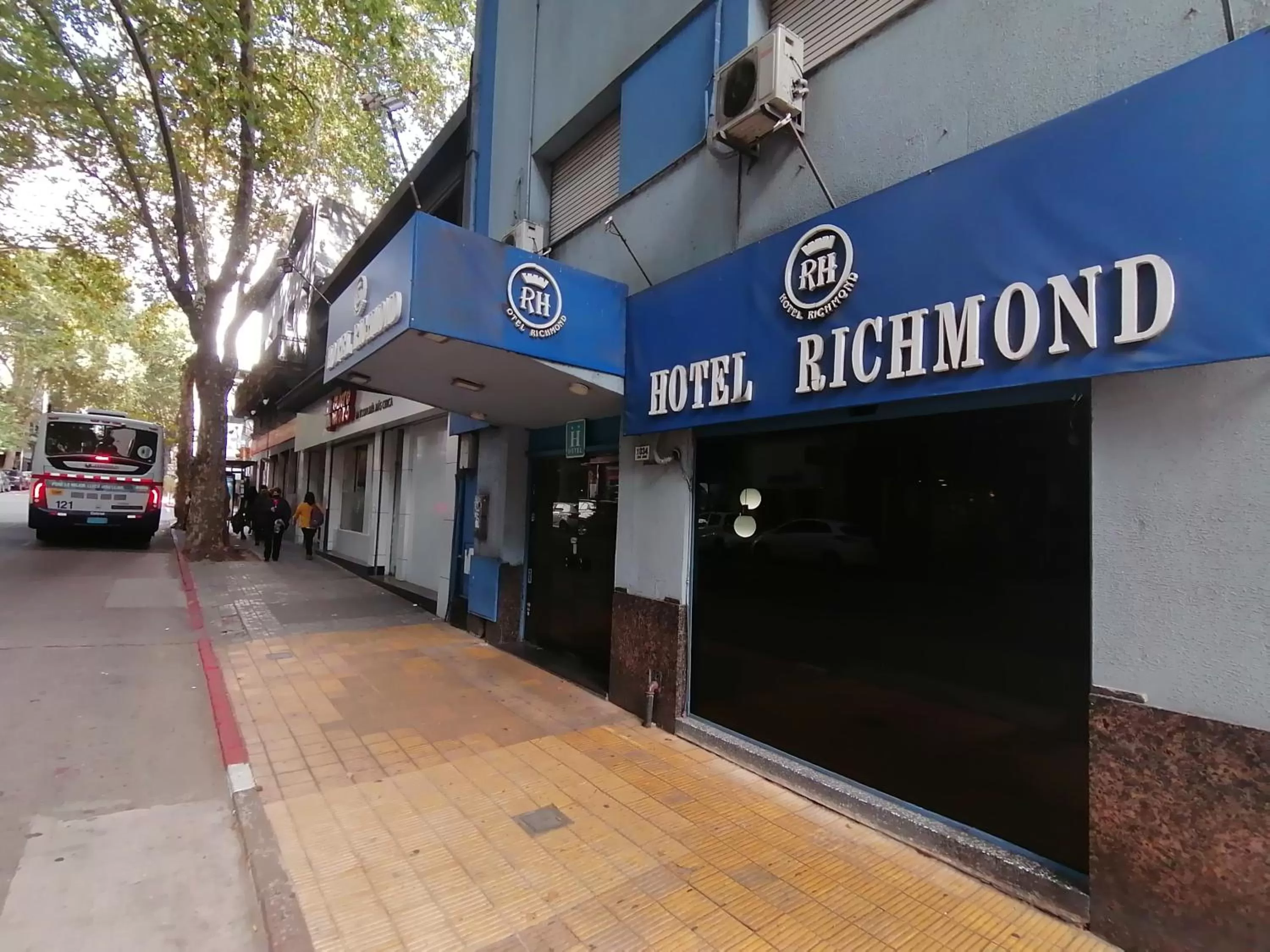 Property building in Hotel Richmond