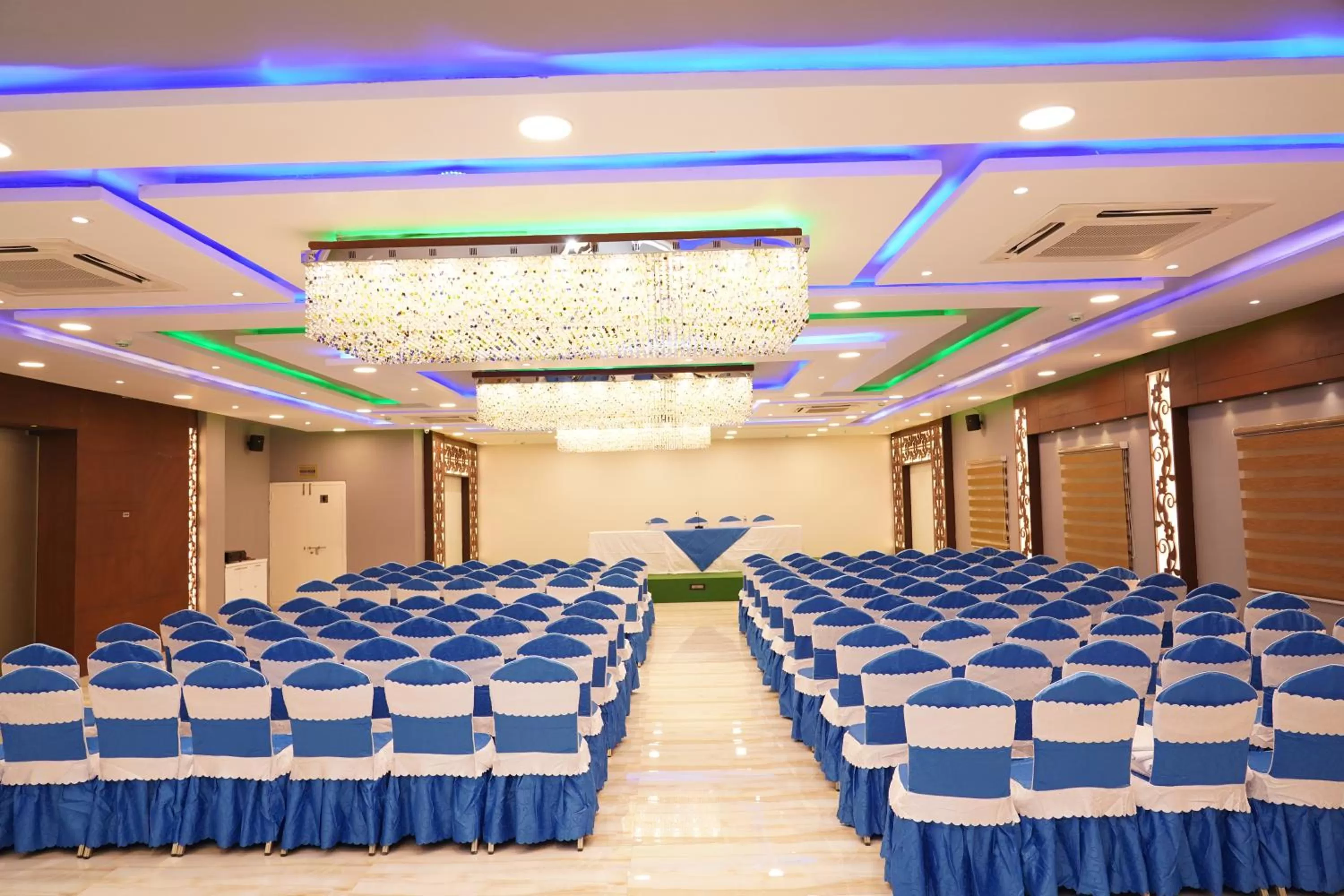 Banquet/Function facilities in PARK SIGNATURE HOTELS - Royal Benza
