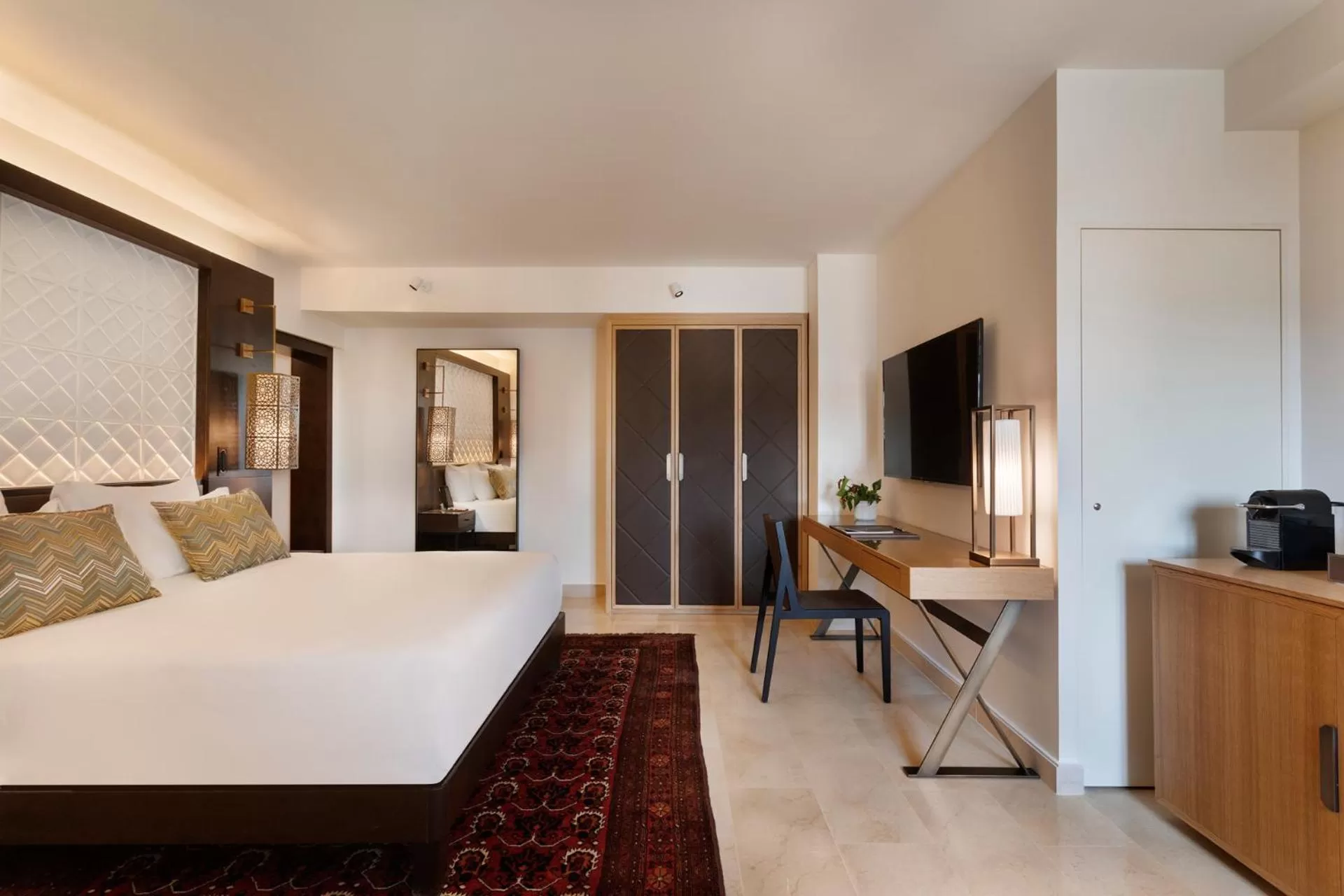 View (from property/room), Bed in The Setai Tel Aviv, a Member of the leading hotels of the world