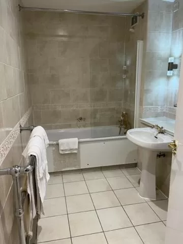 The Saracens Head Hotel