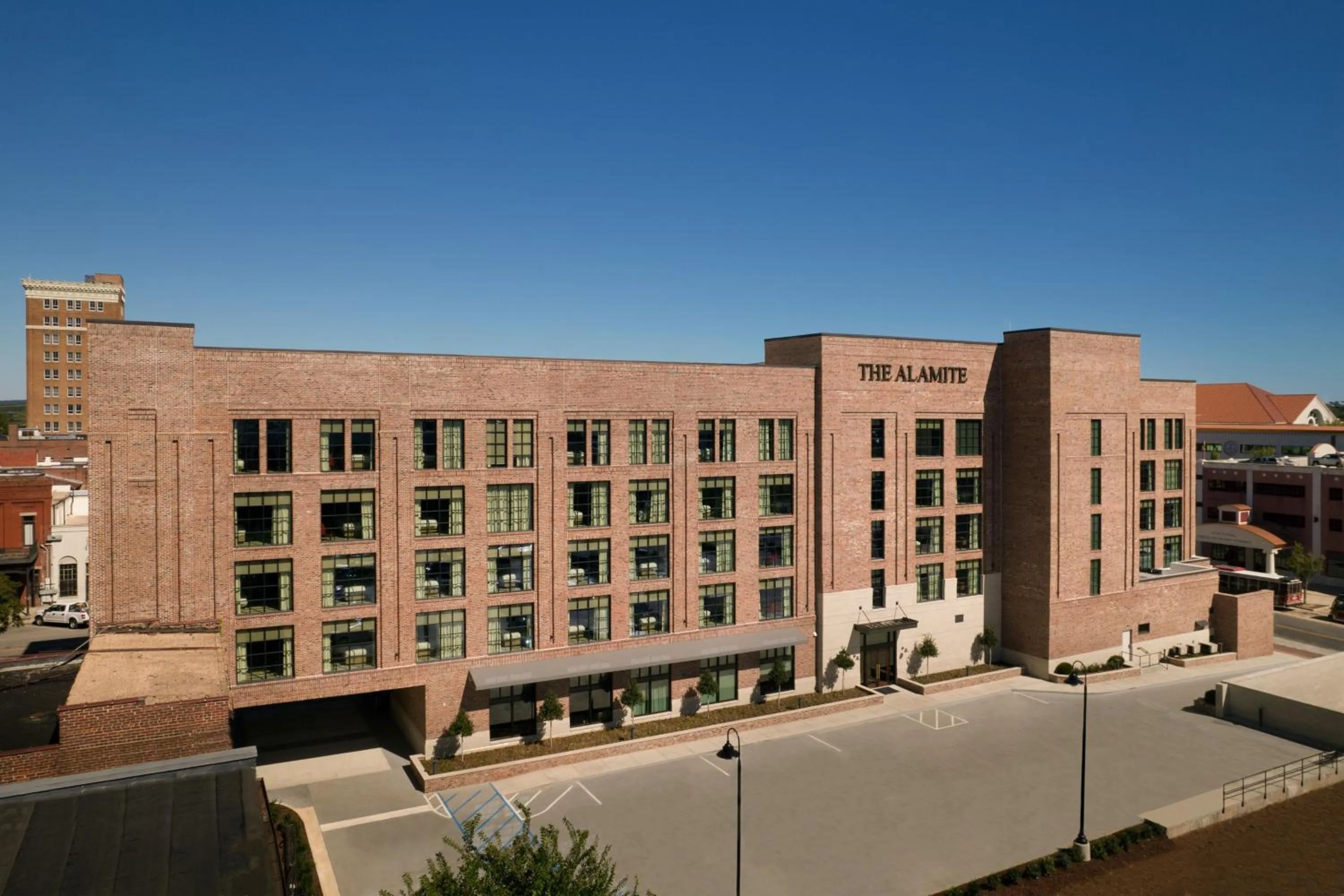 Property building in The Alamite, Tuscaloosa, a Tribute Portfolio Hotel