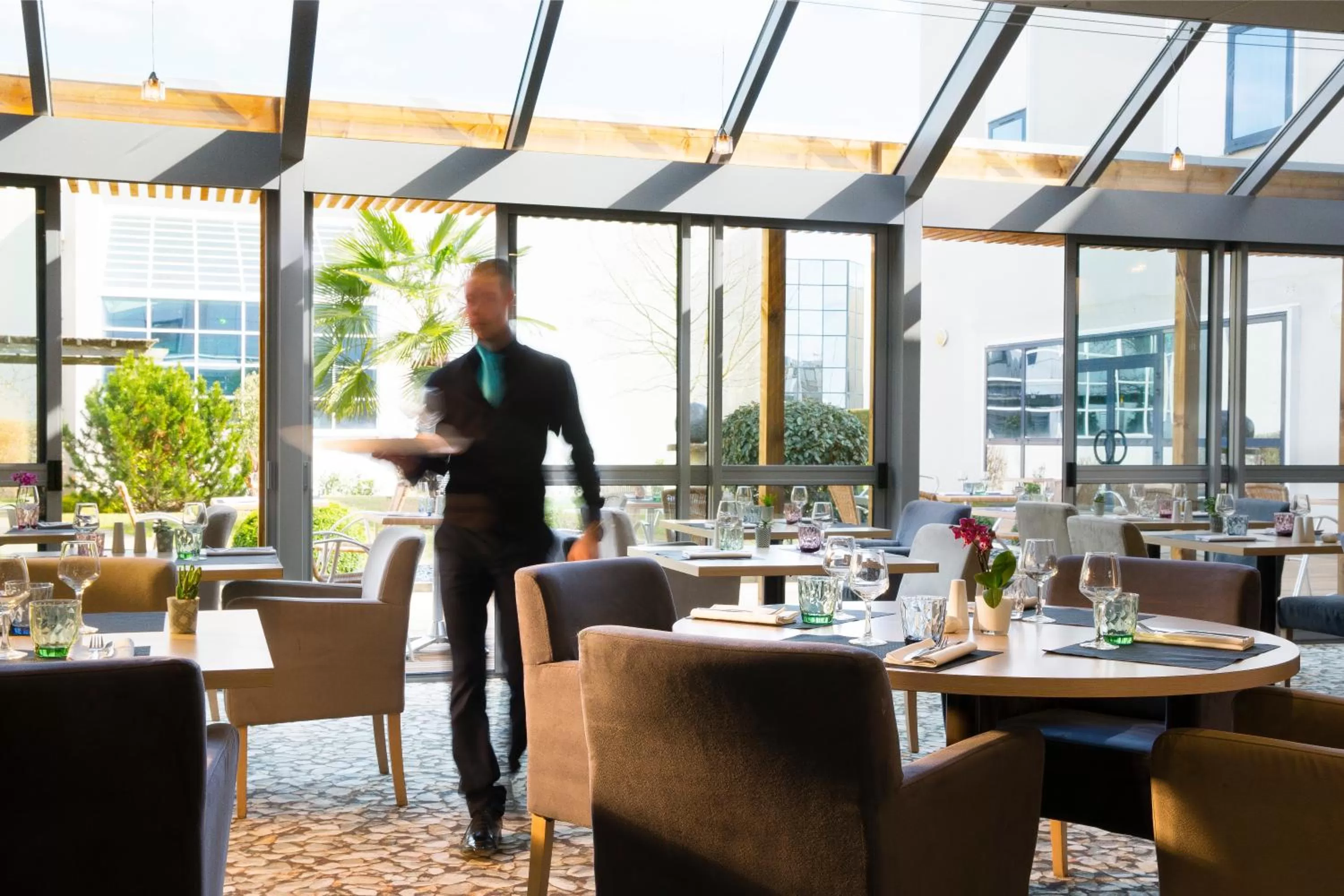 Restaurant/places to eat in Oceania Rennes