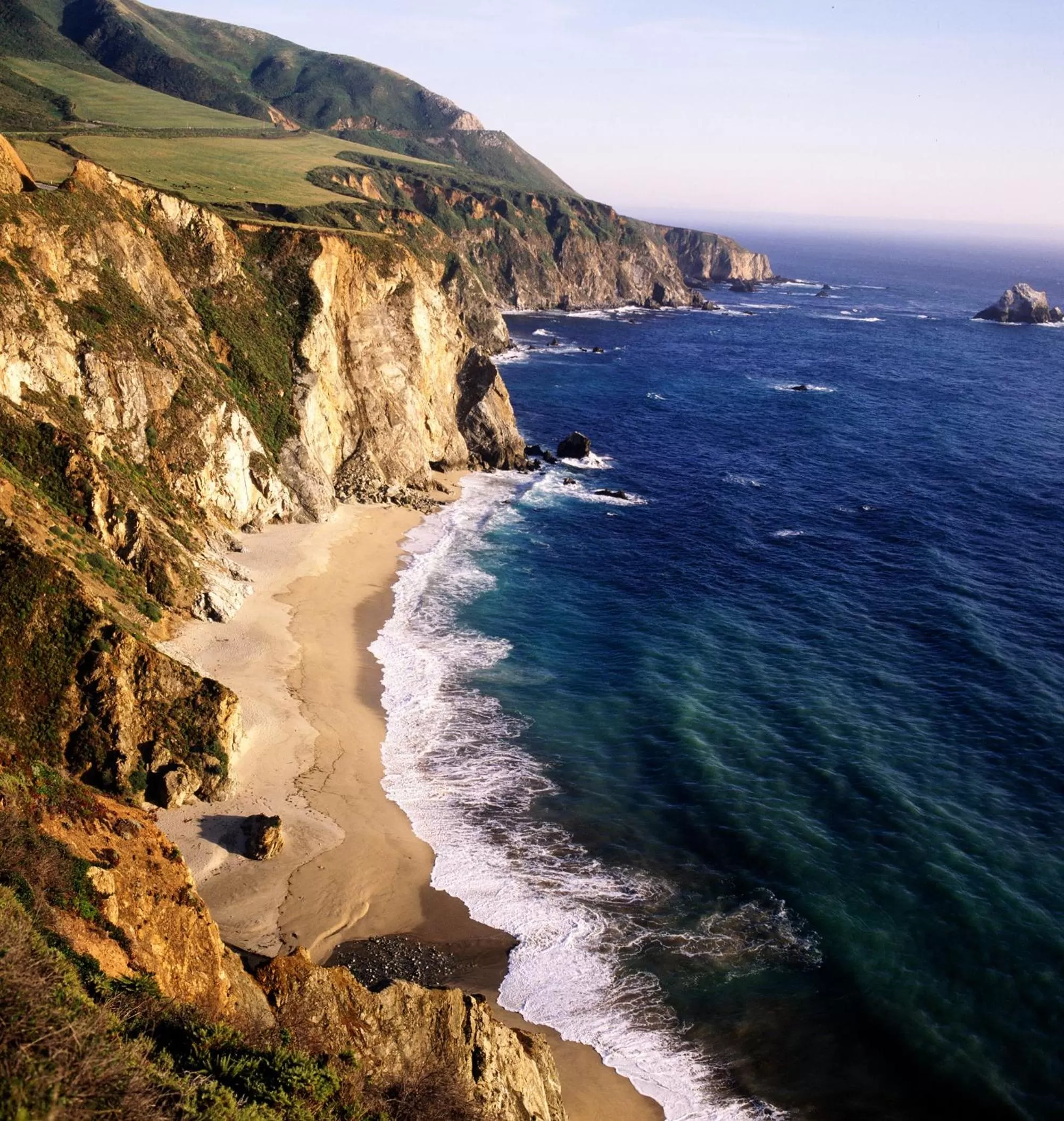 Area and facilities in Monterey Bay Inn