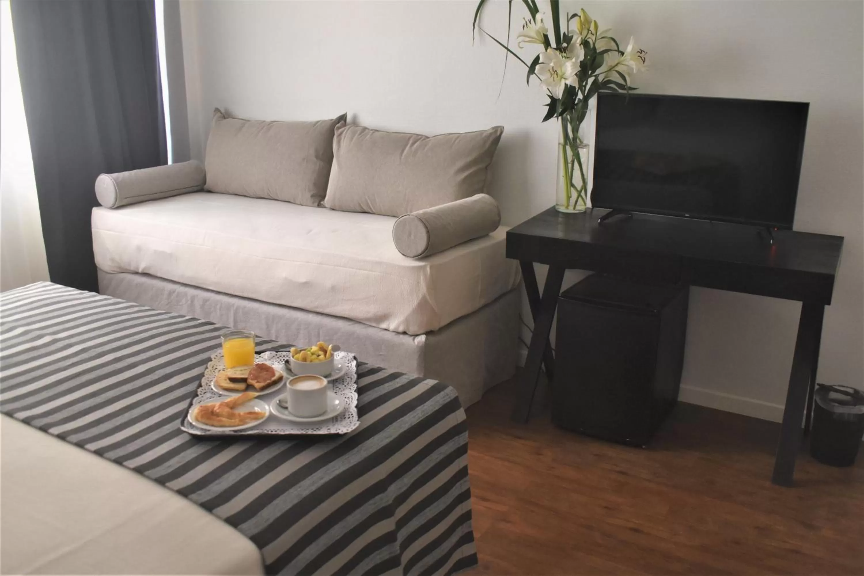 Bedroom in Grand King Hotel