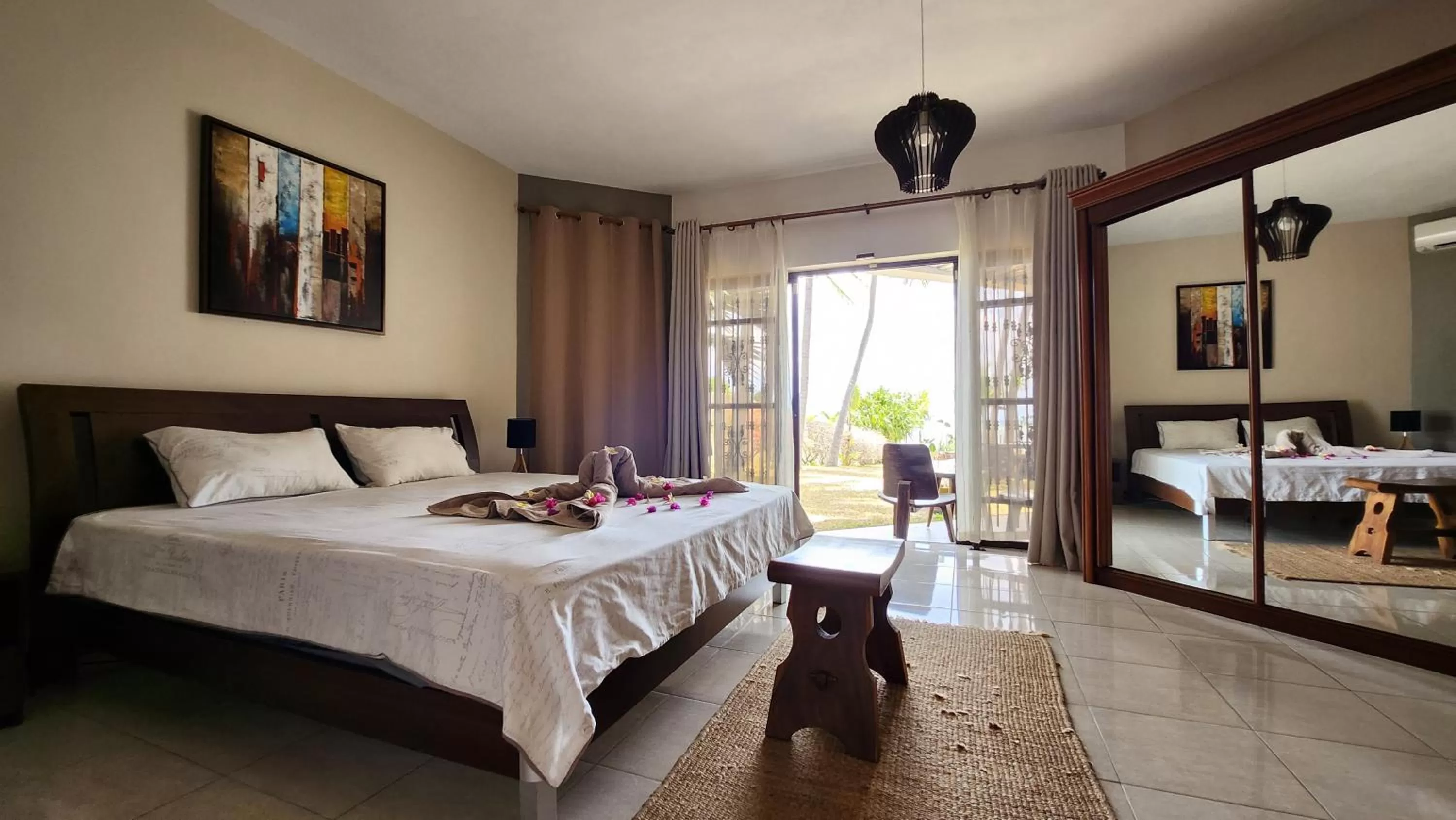 Bedroom, Bed in La Maison de la plage