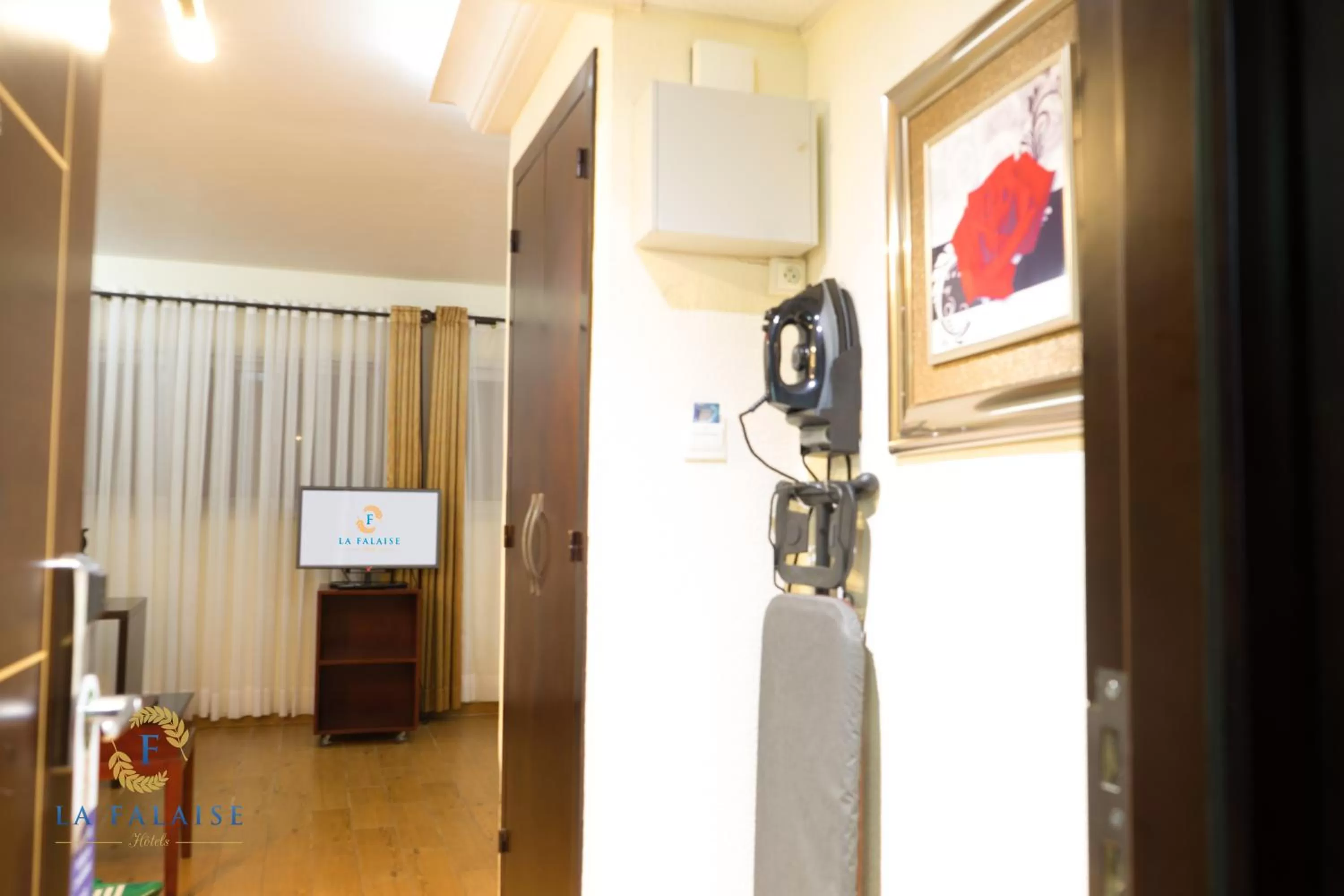 Hotel Résidence La Falaise