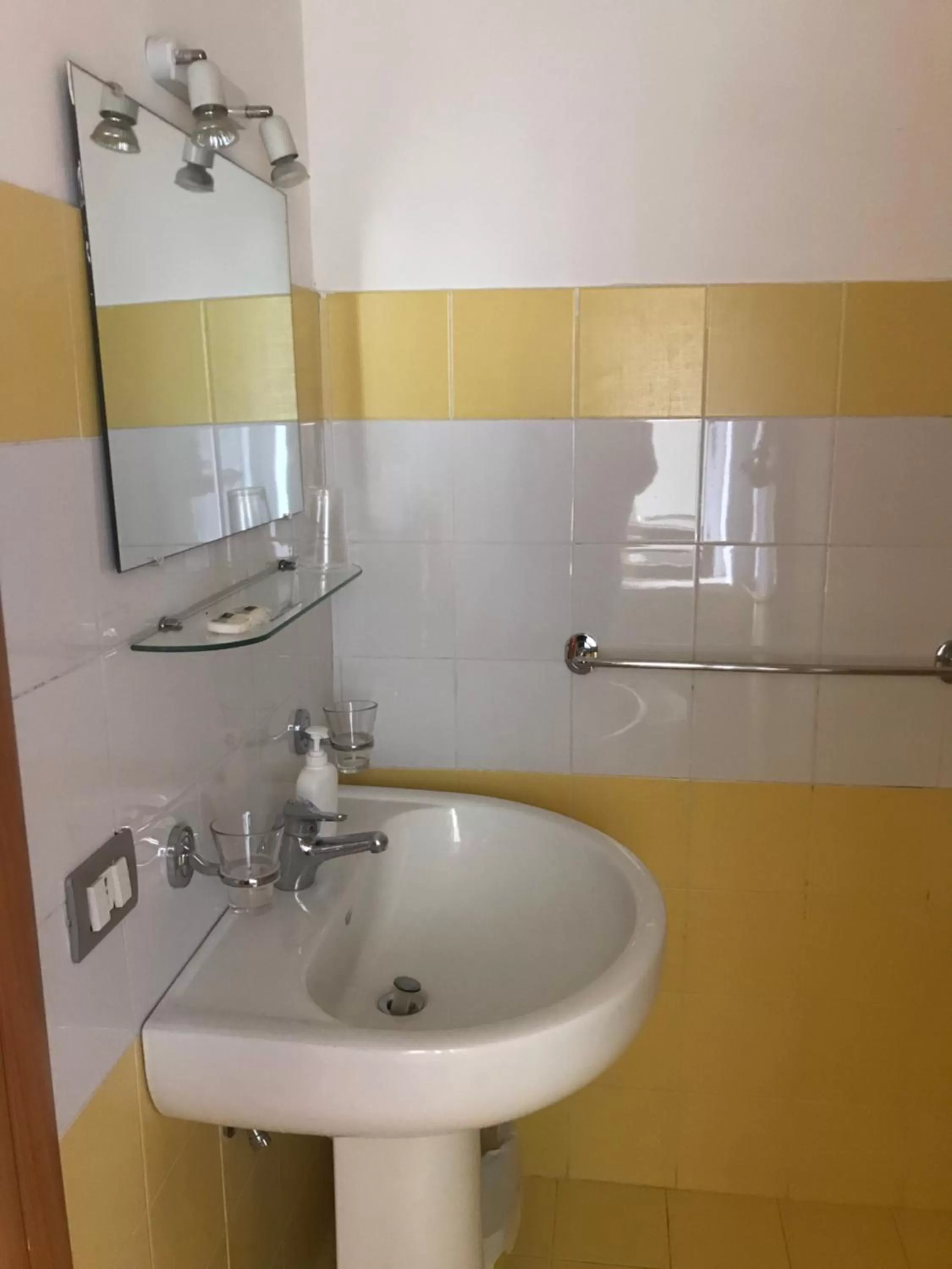 Bathroom in B&B Sansevero Naples