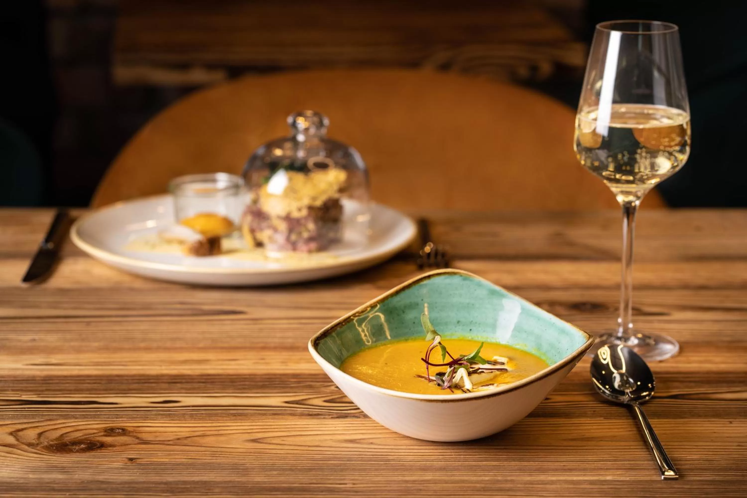 Food in The Bridge Suites Hotel