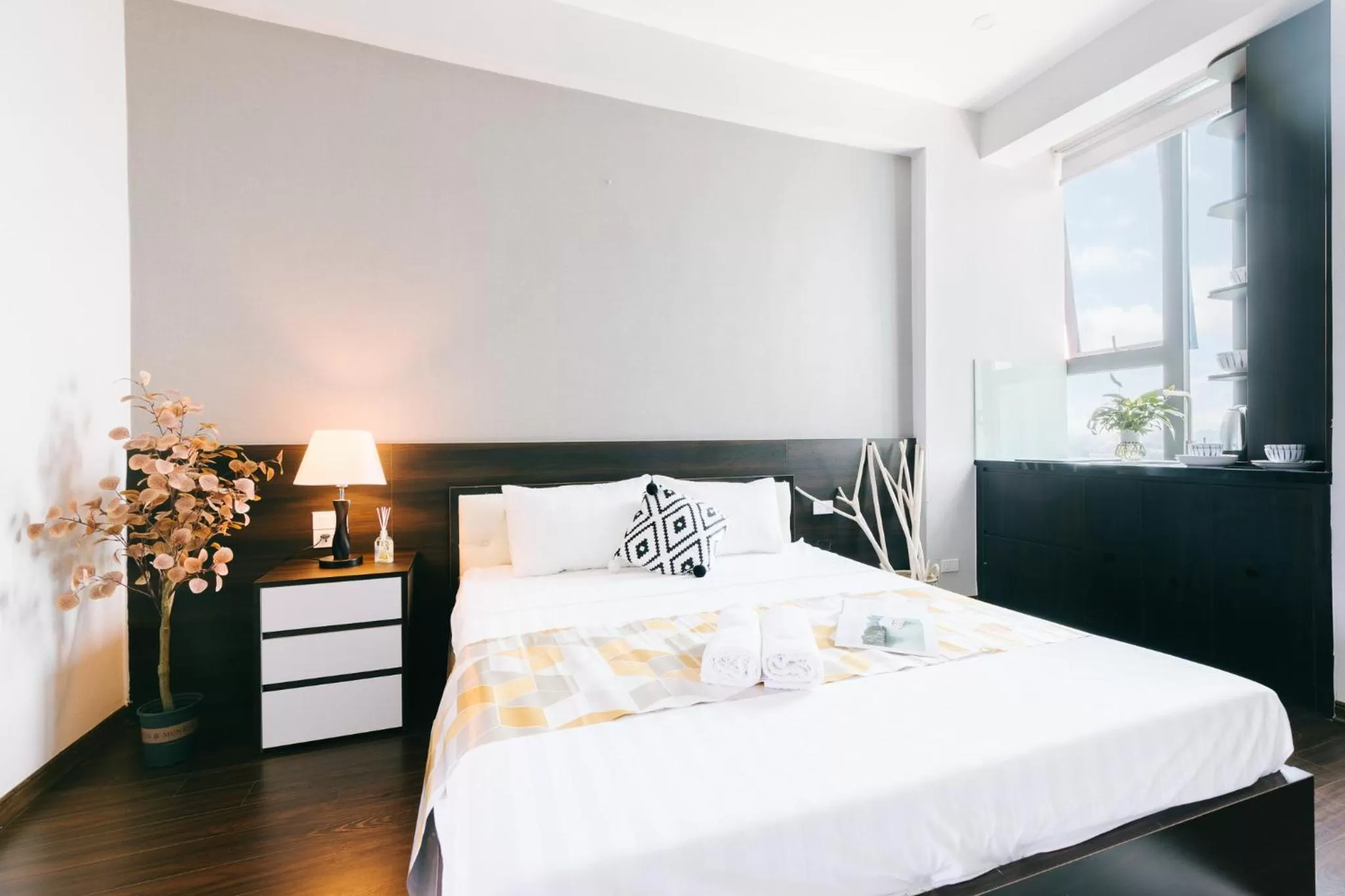 Bedroom, Bed in Ivy Hotel & Apartment