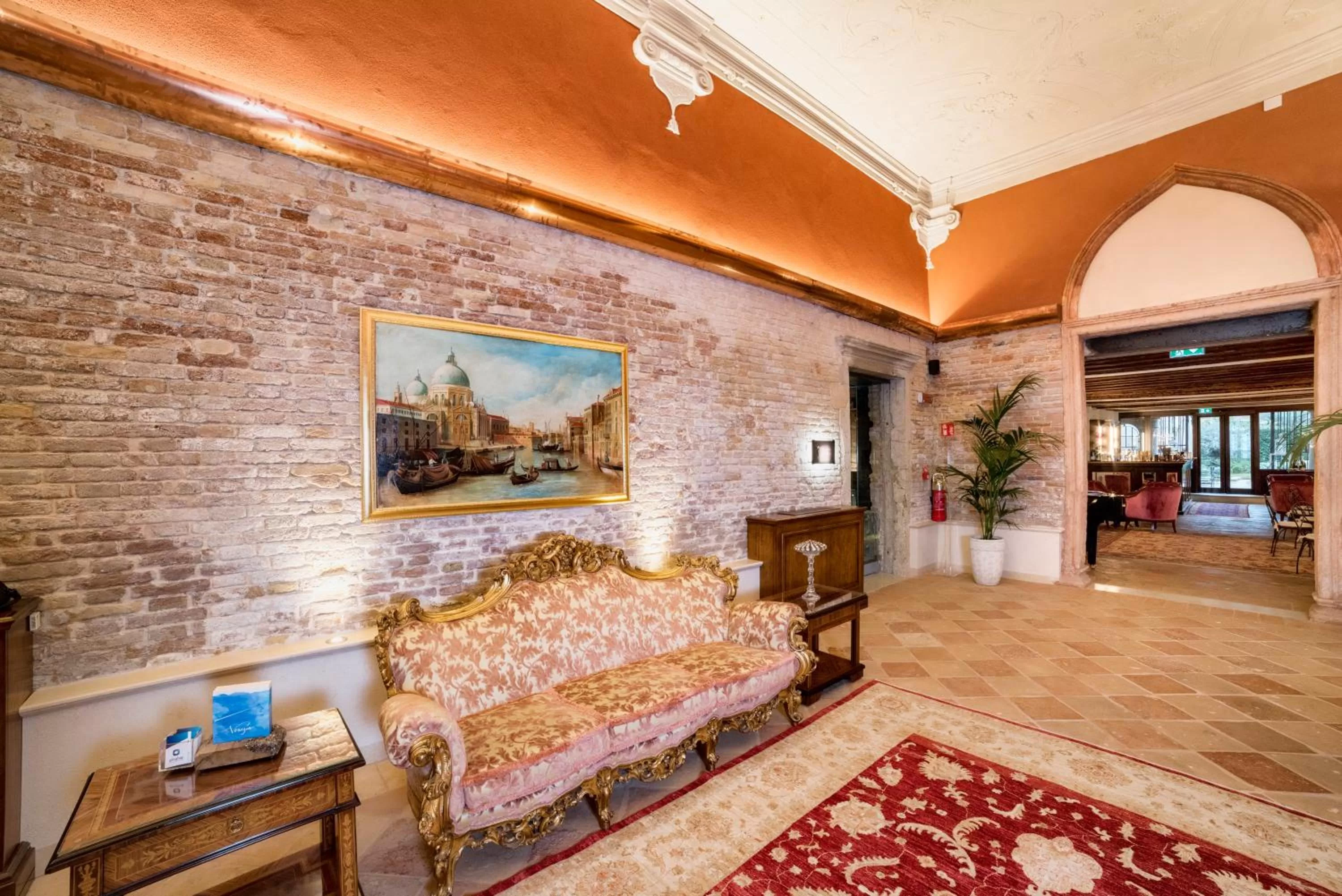 Lobby or reception, Bed in Hotel Nani Mocenigo Palace