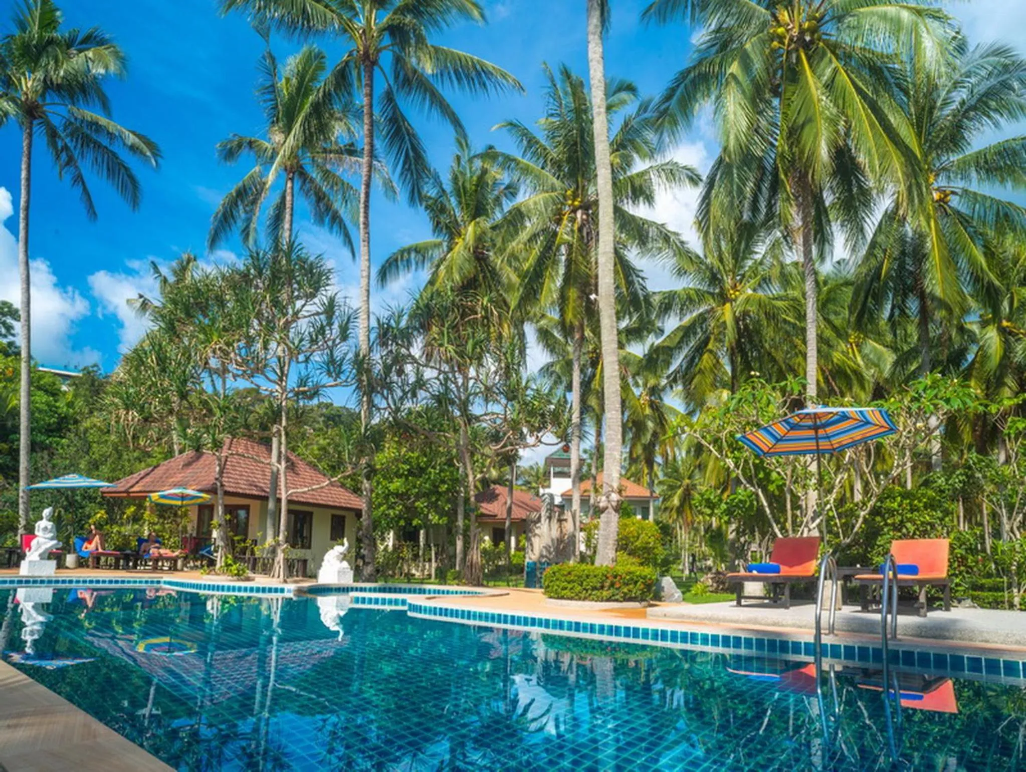 Swimming pool in Am Samui Resort Taling Ngam