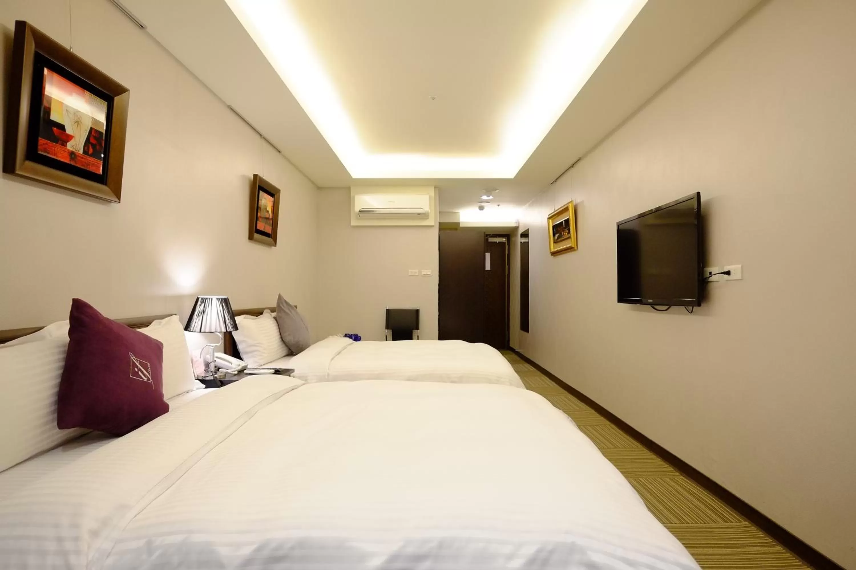 Photo of the whole room, Bed in 意芙旅店 Ifinn Hotel