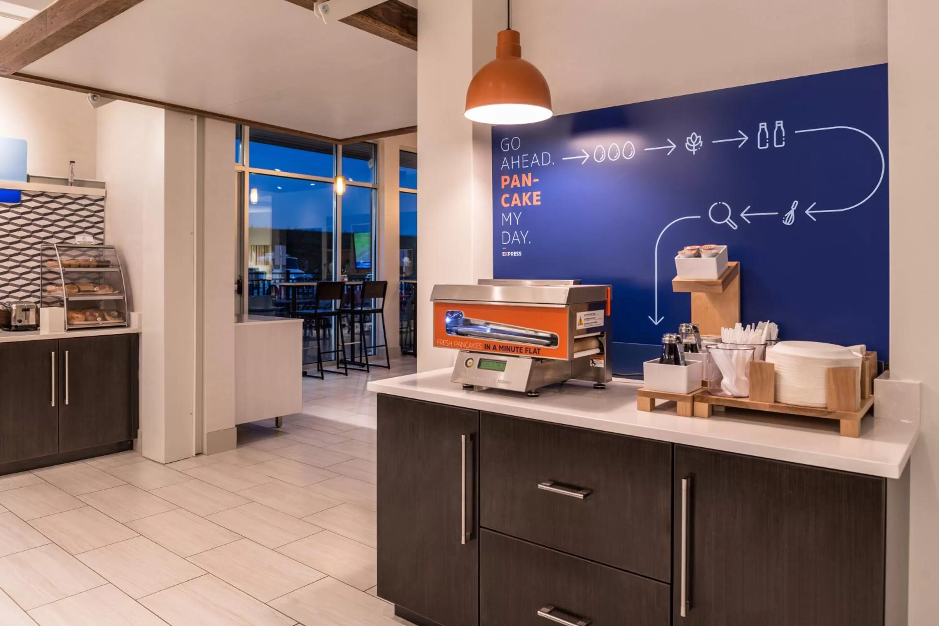 Breakfast in Holiday Inn Express & Suites Farmville by IHG