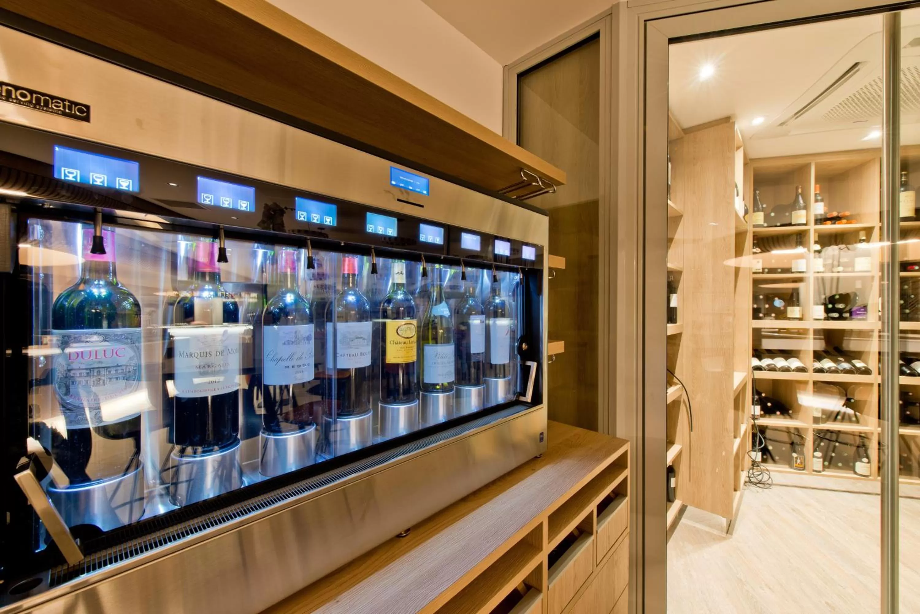 Food and drinks in Golden Tulip Sophia Antipolis - Hotel & Spa