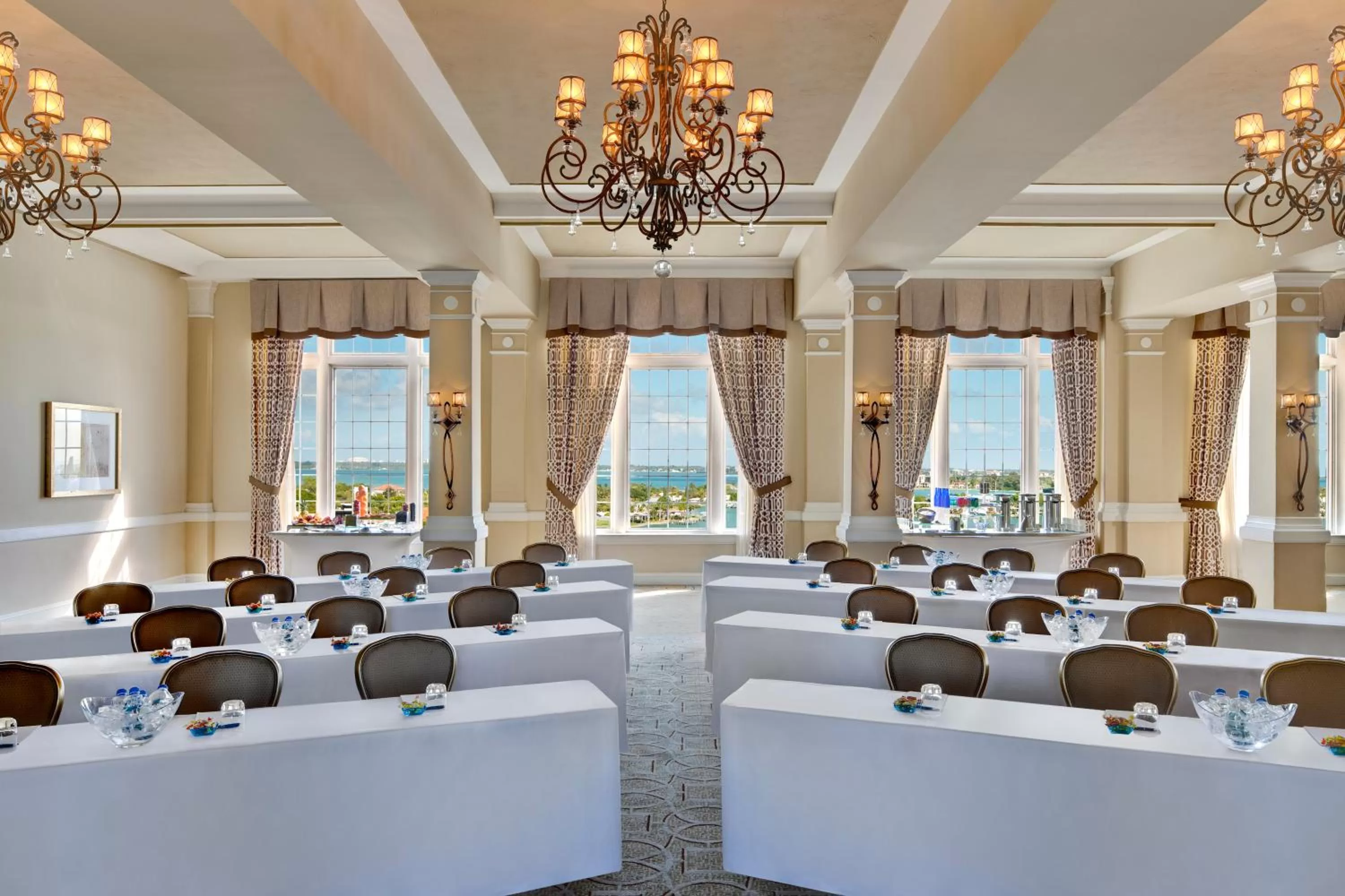 Business facilities in The Don CeSar
