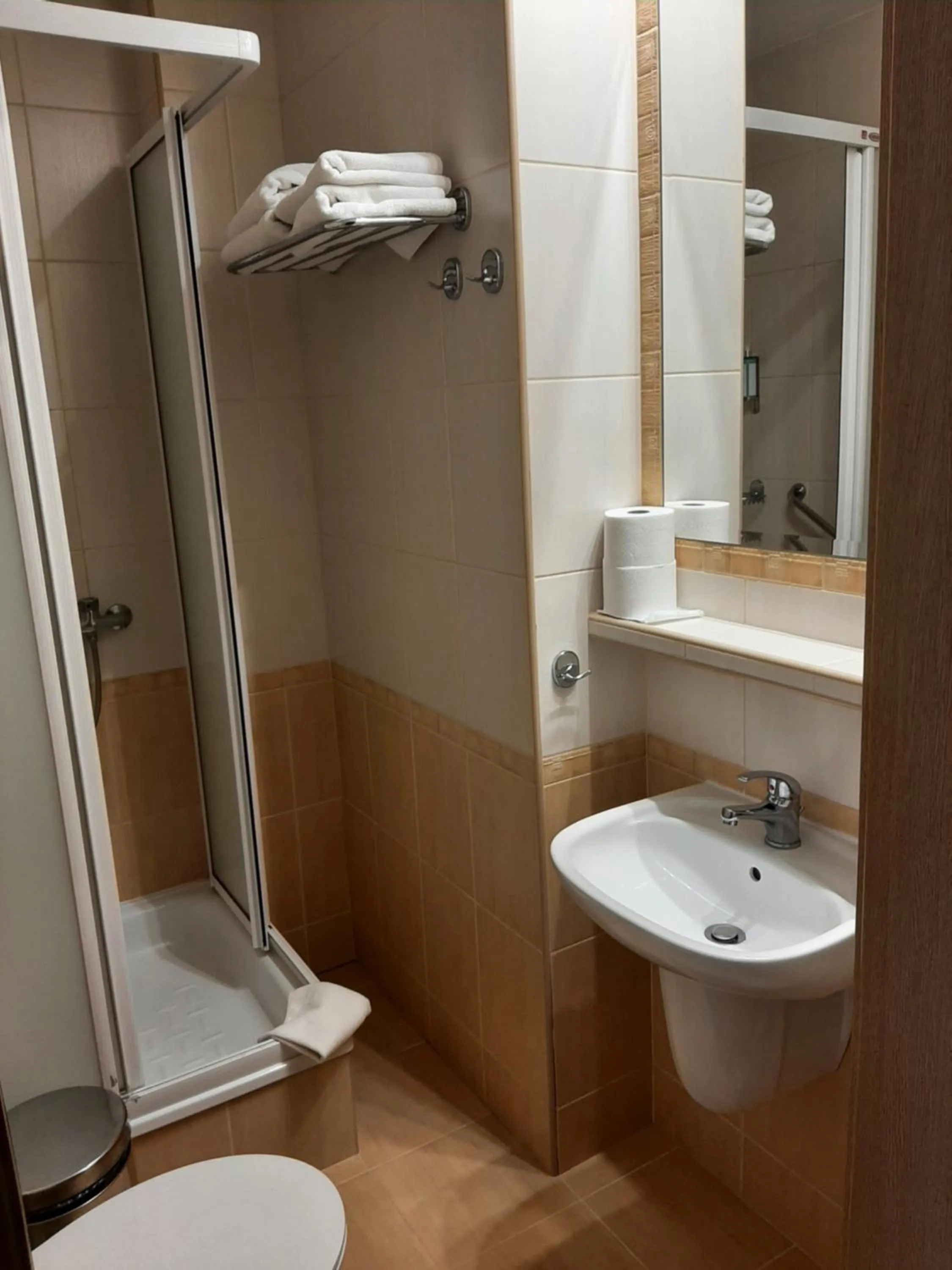 Bathroom in Hotel Wodnik