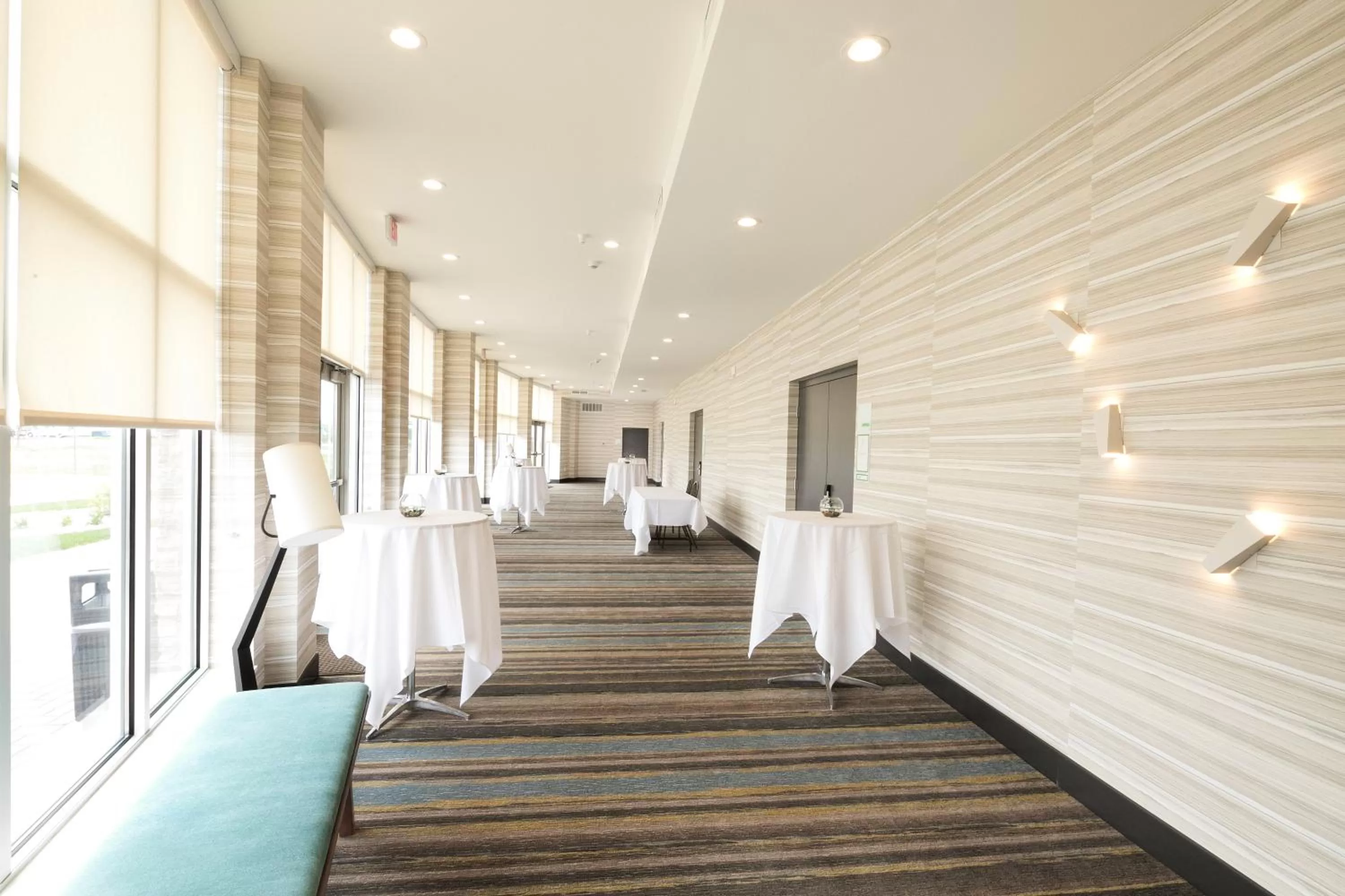 Banquet/Function facilities in Holiday Inn & Suites Detroit - Troy by IHG