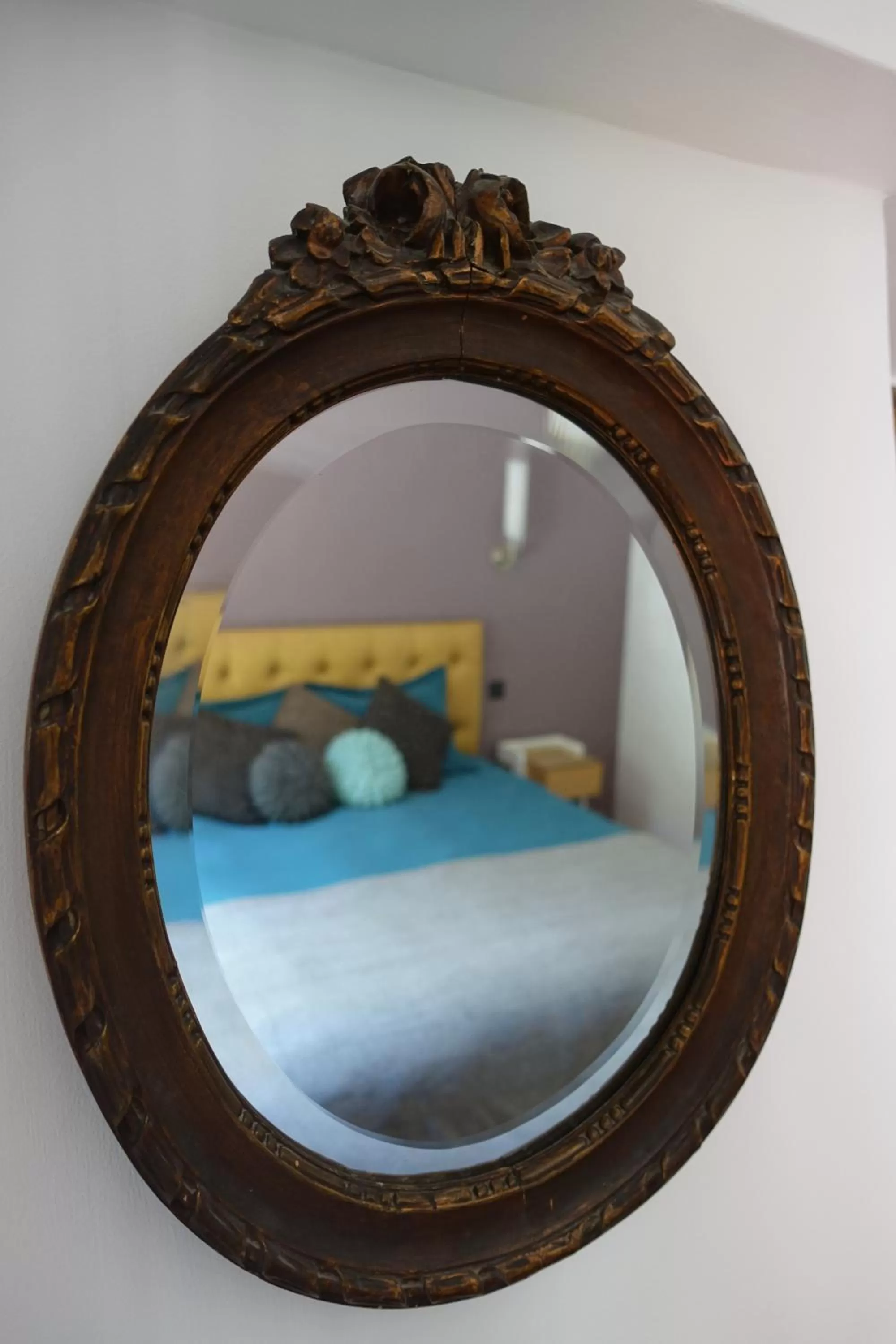 Decorative detail, Bed in Le Petit Palais