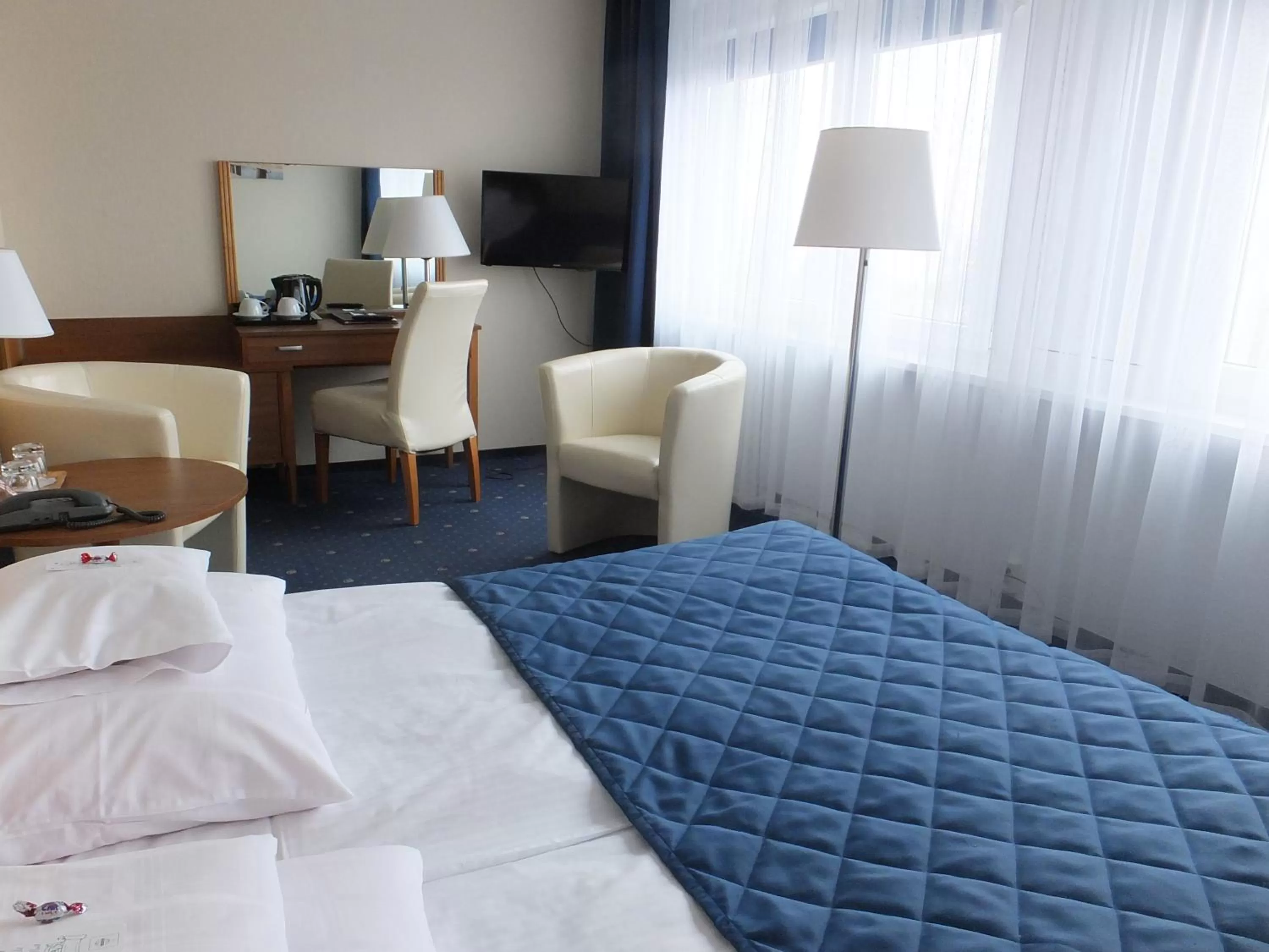 Bed in Hotel Gromada Pila