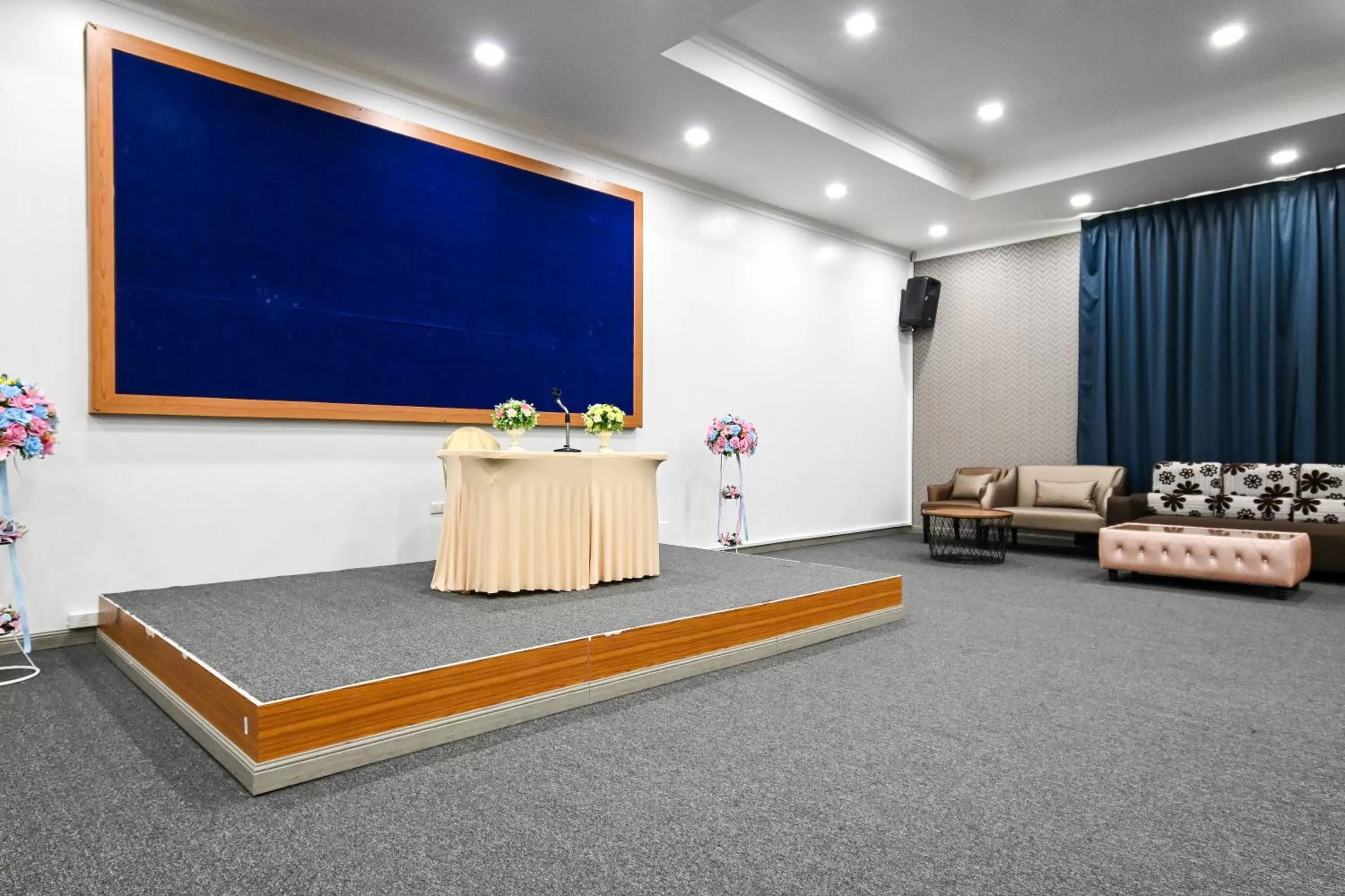Meeting/conference room in Golden Sea Hua Hin - SHA Extra Plus