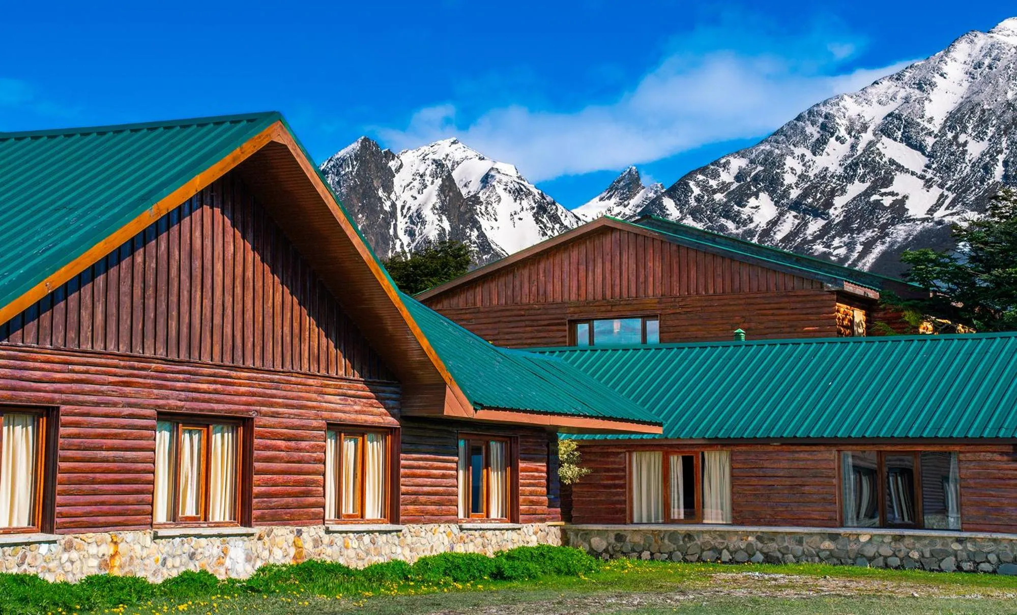 Property building in Tolkeyen Ushuaia Hotel