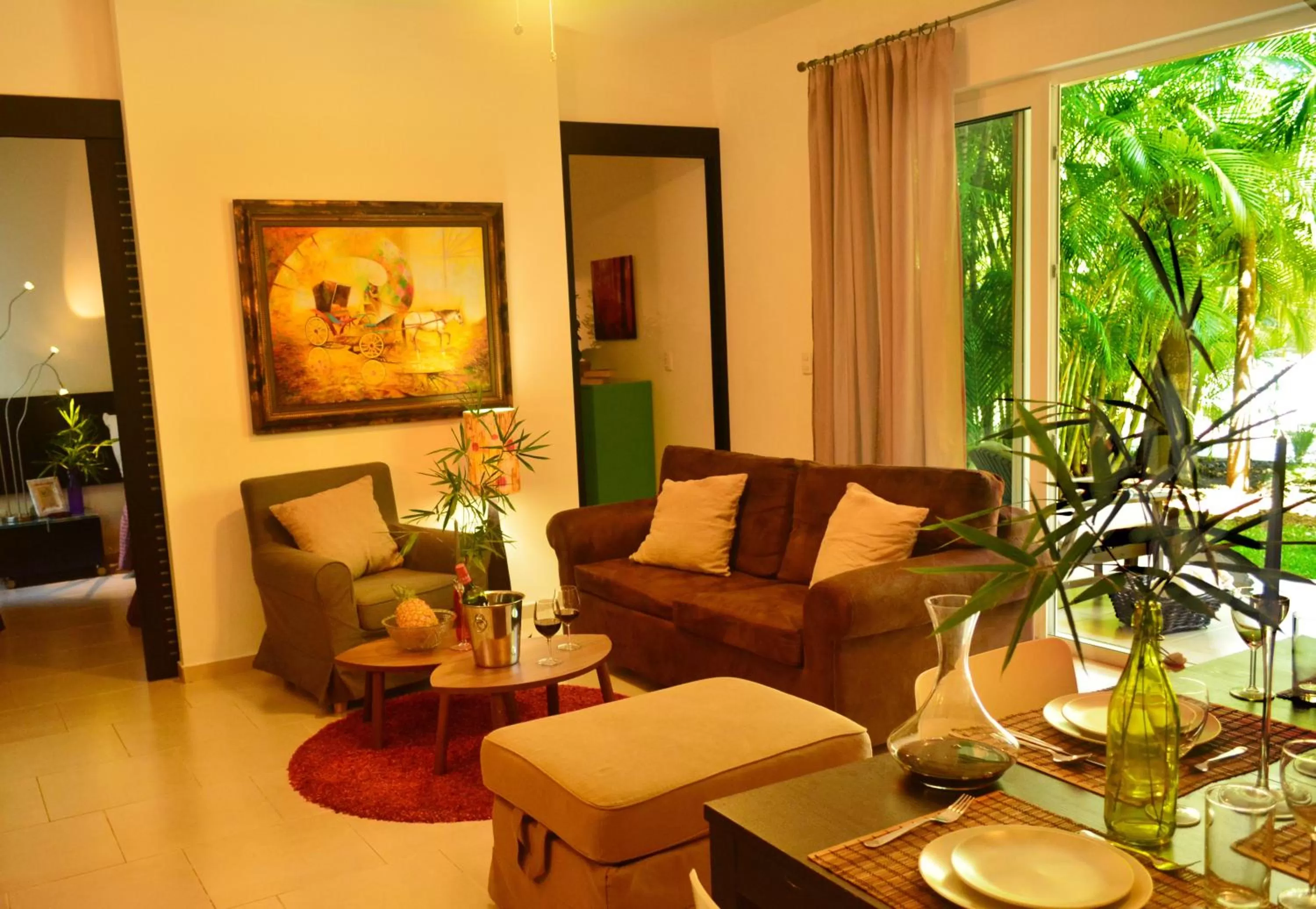 Seating area in Instyle Residences at Infiniti Blu