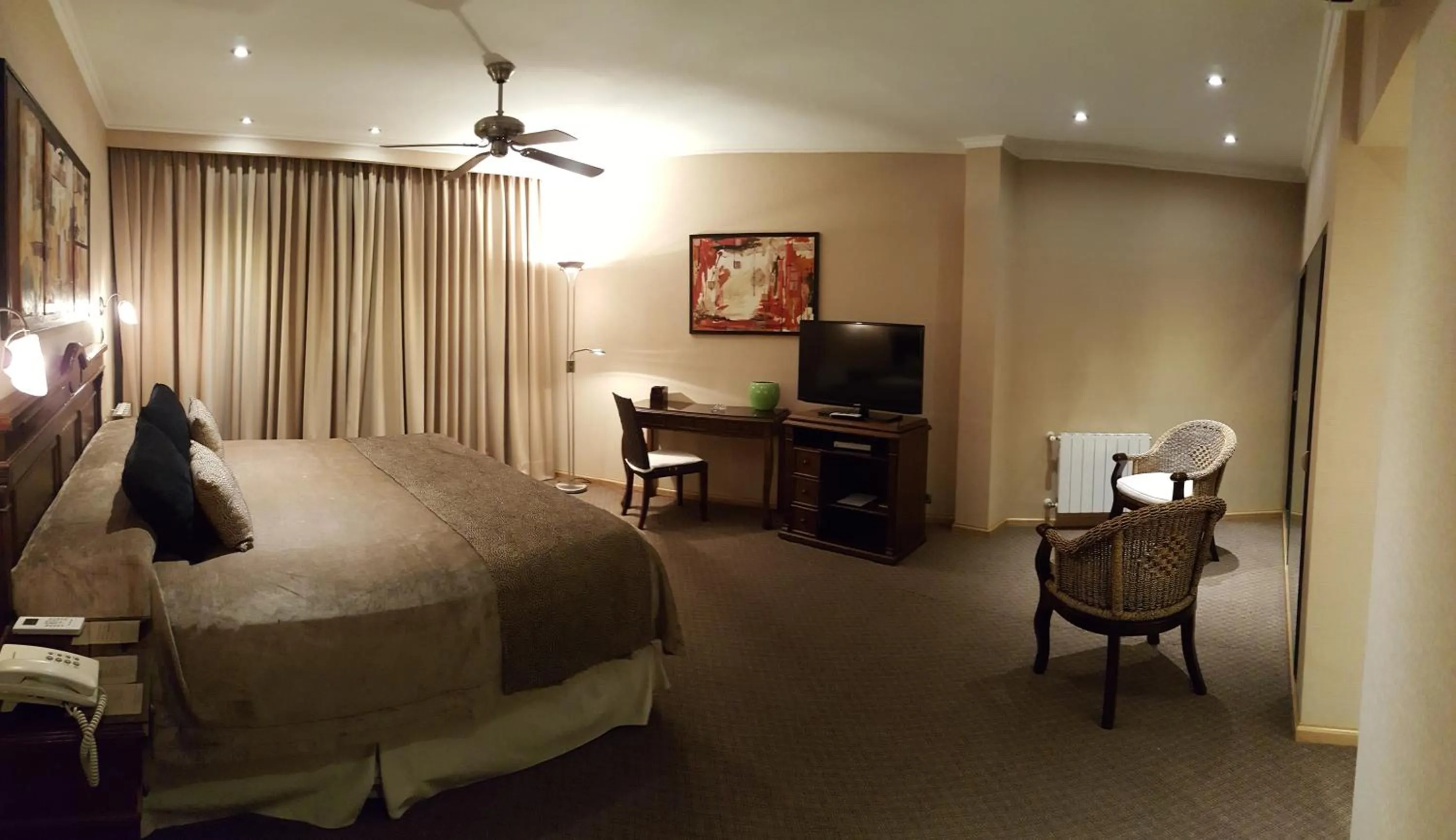 Photo of the whole room, Bed in Hotel Viñas del Sol