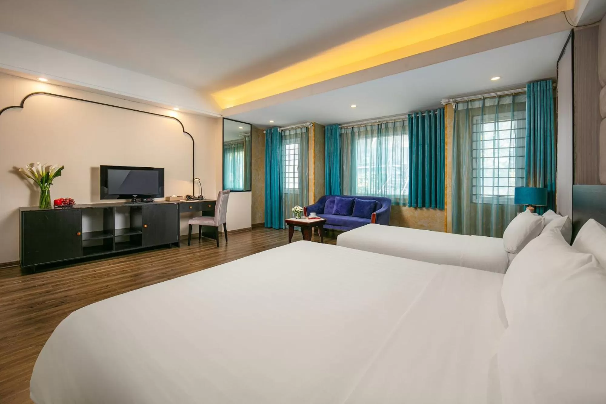 Photo of the whole room, Bed in Ja Cosmo Hotel and Spa