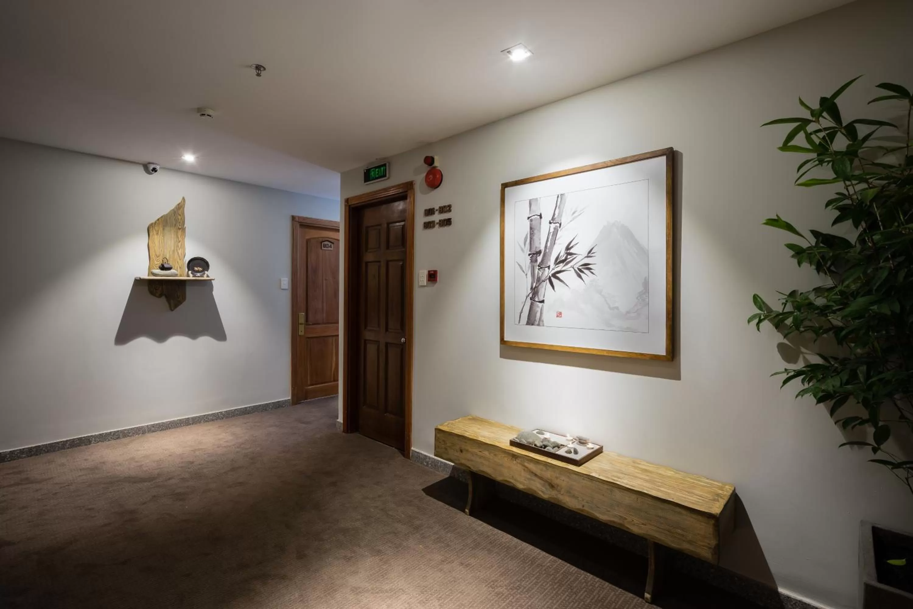 Decorative detail in Silverland Yen Hotel