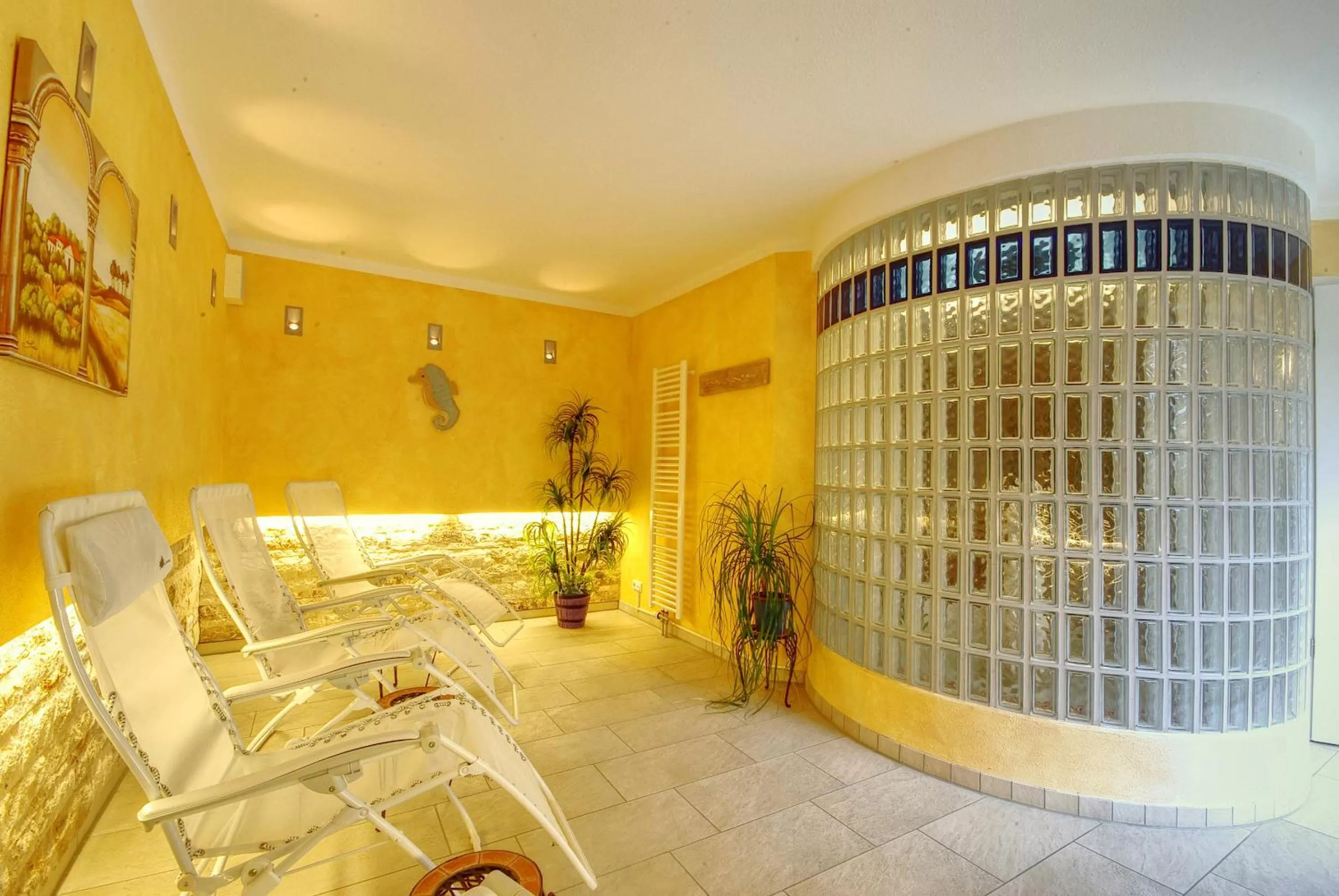 Spa and wellness centre/facilities, Bed in Hotel Jakob