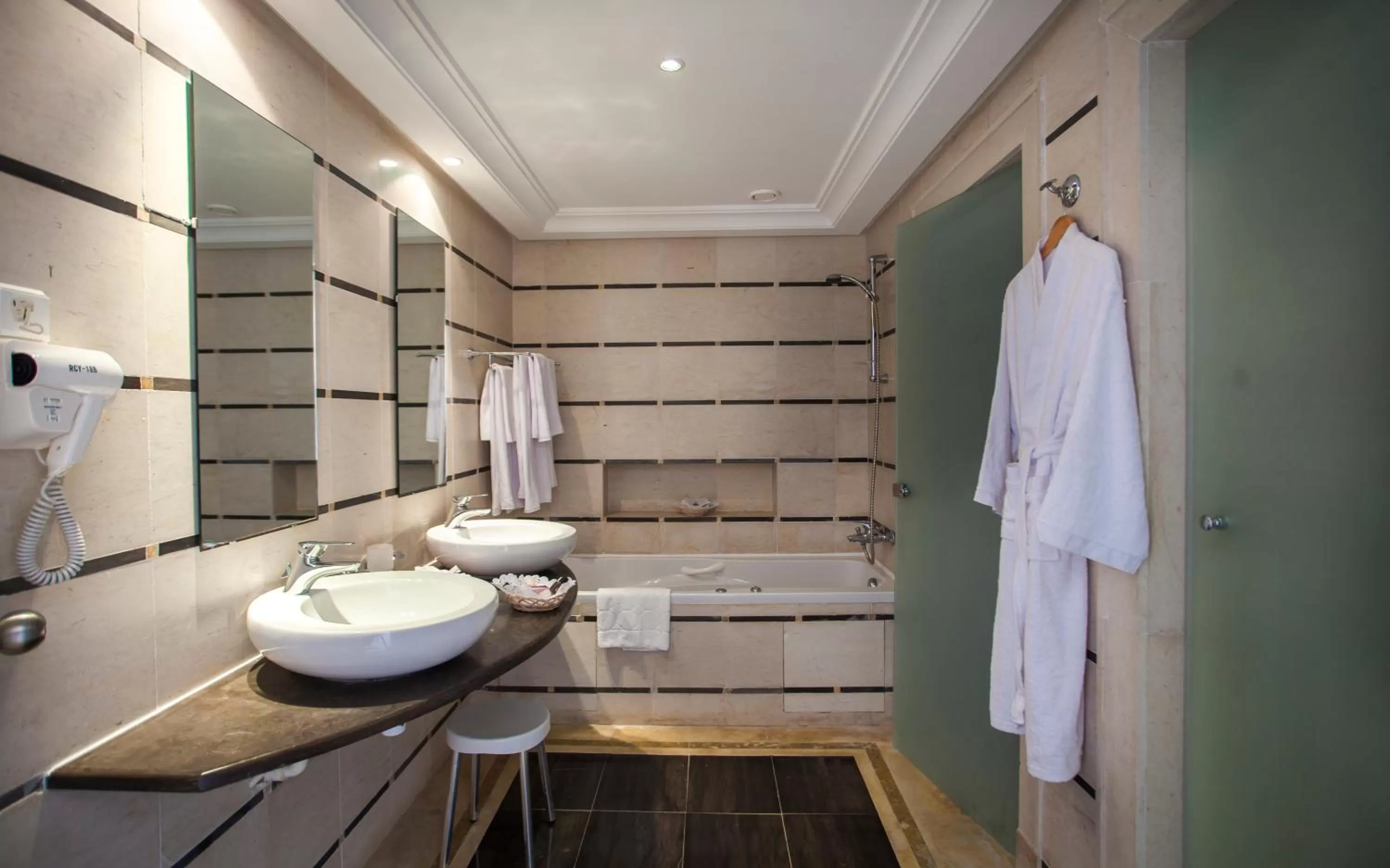 Bathroom in Hotel Marhaba Club