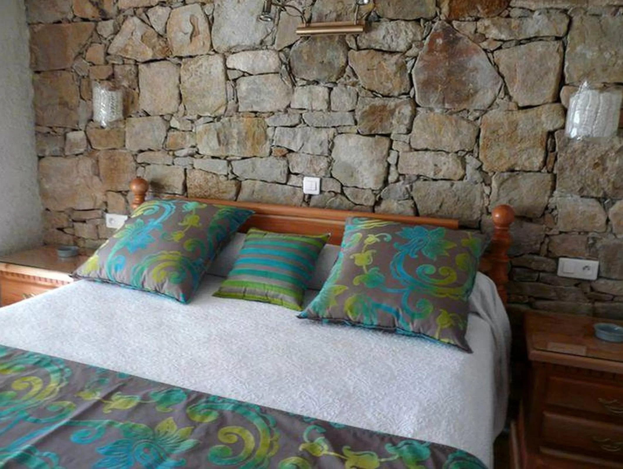 Bedroom, Bed in L' Escapade Hôtel & Restaurant