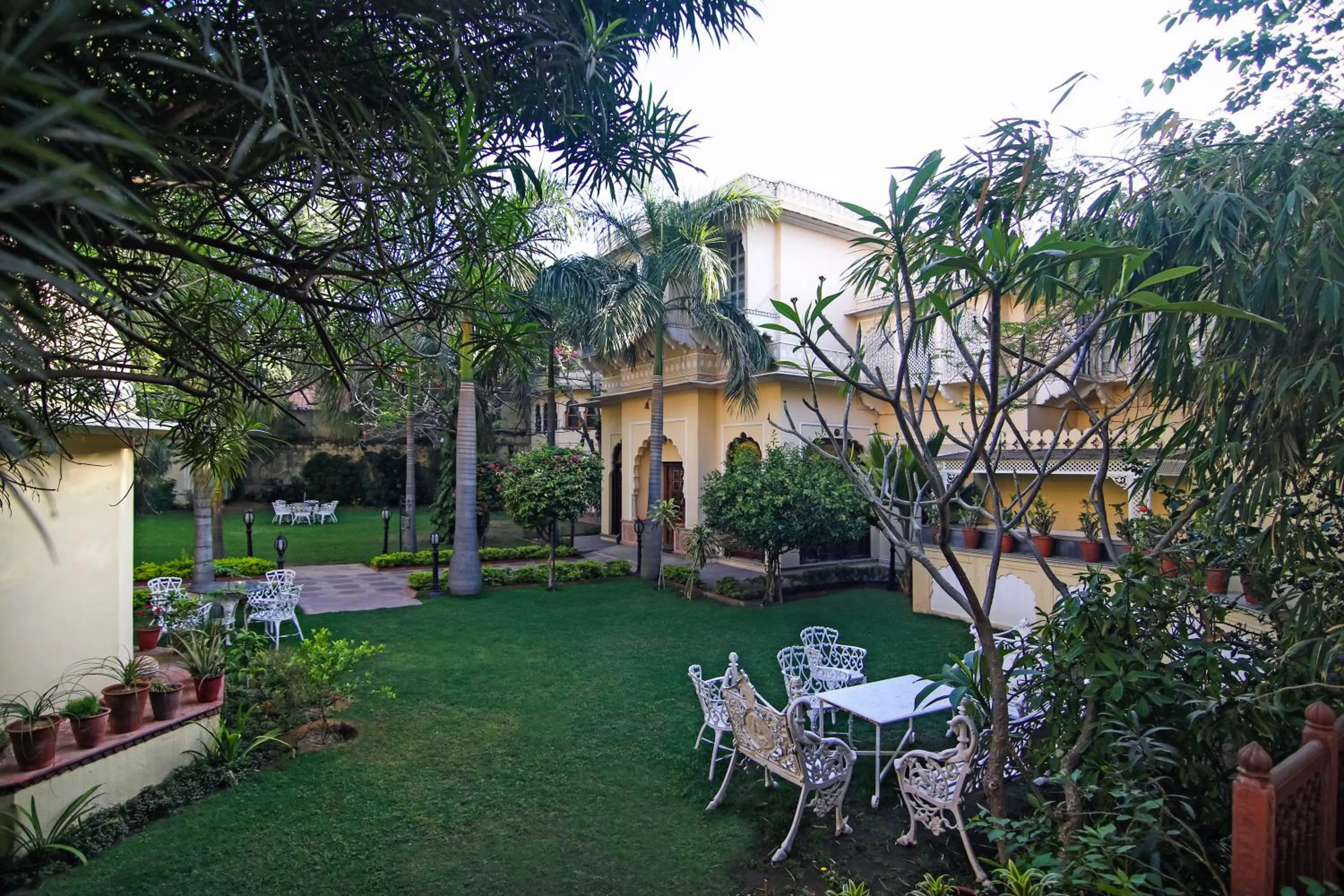 Garden in Alsisar Haveli - Heritage Hotel