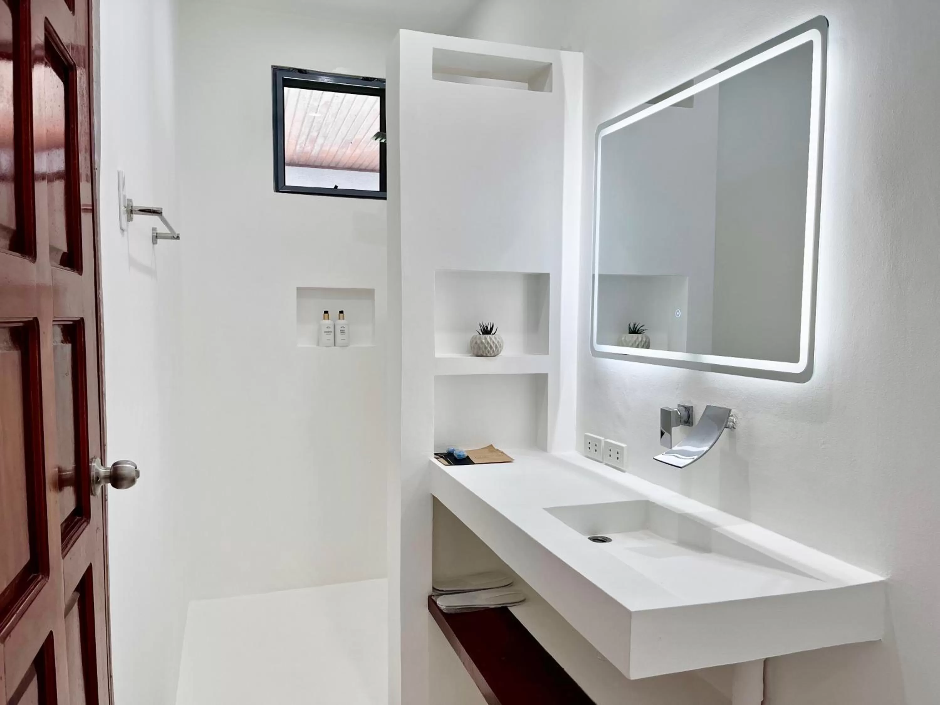 Bathroom in Pawikan Boutique Hotel