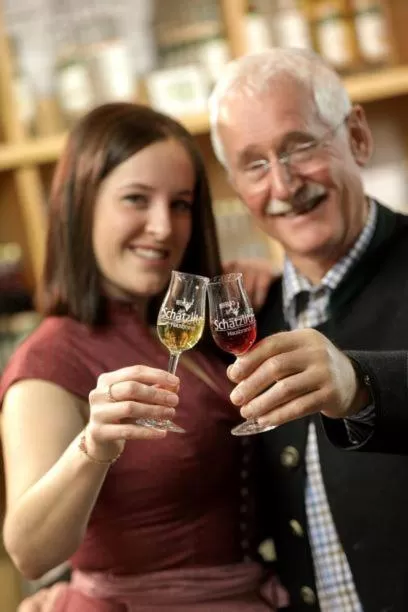 People in Schätzlhof OHG