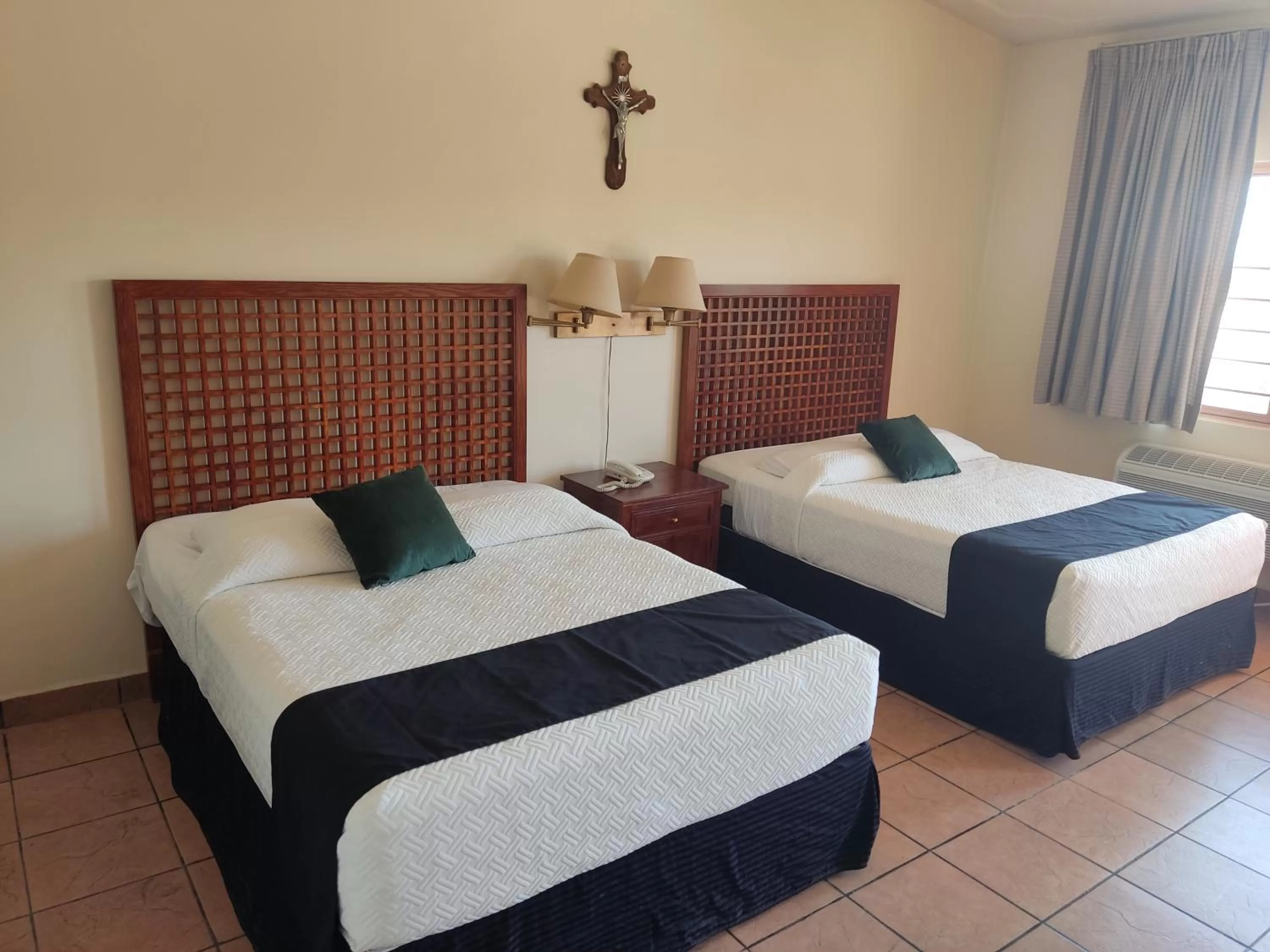 Bed in Hotel Posada Santa Fe Sabinas