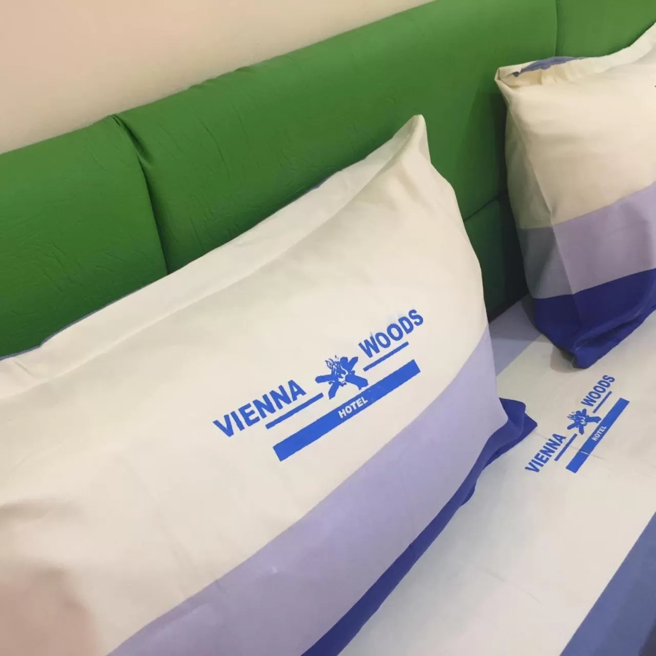 Bed in Vienna Woods Hotel Nakuru