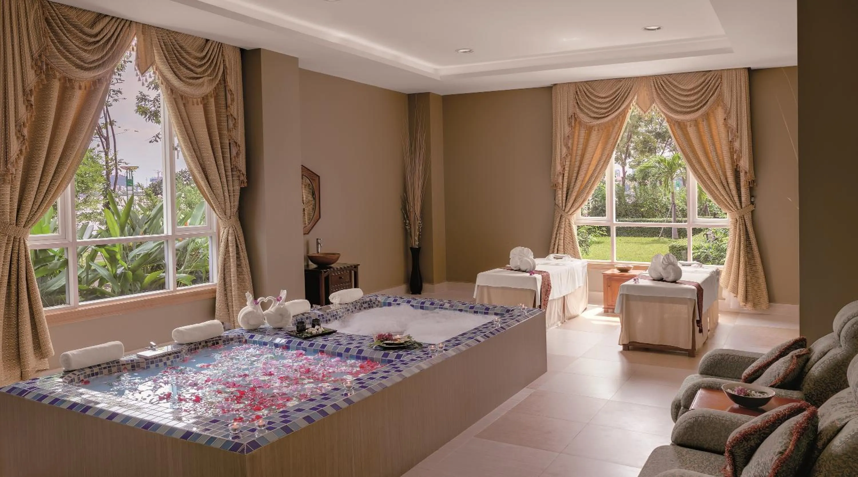 Sauna, Bed in Sokha Phnom Penh Residence