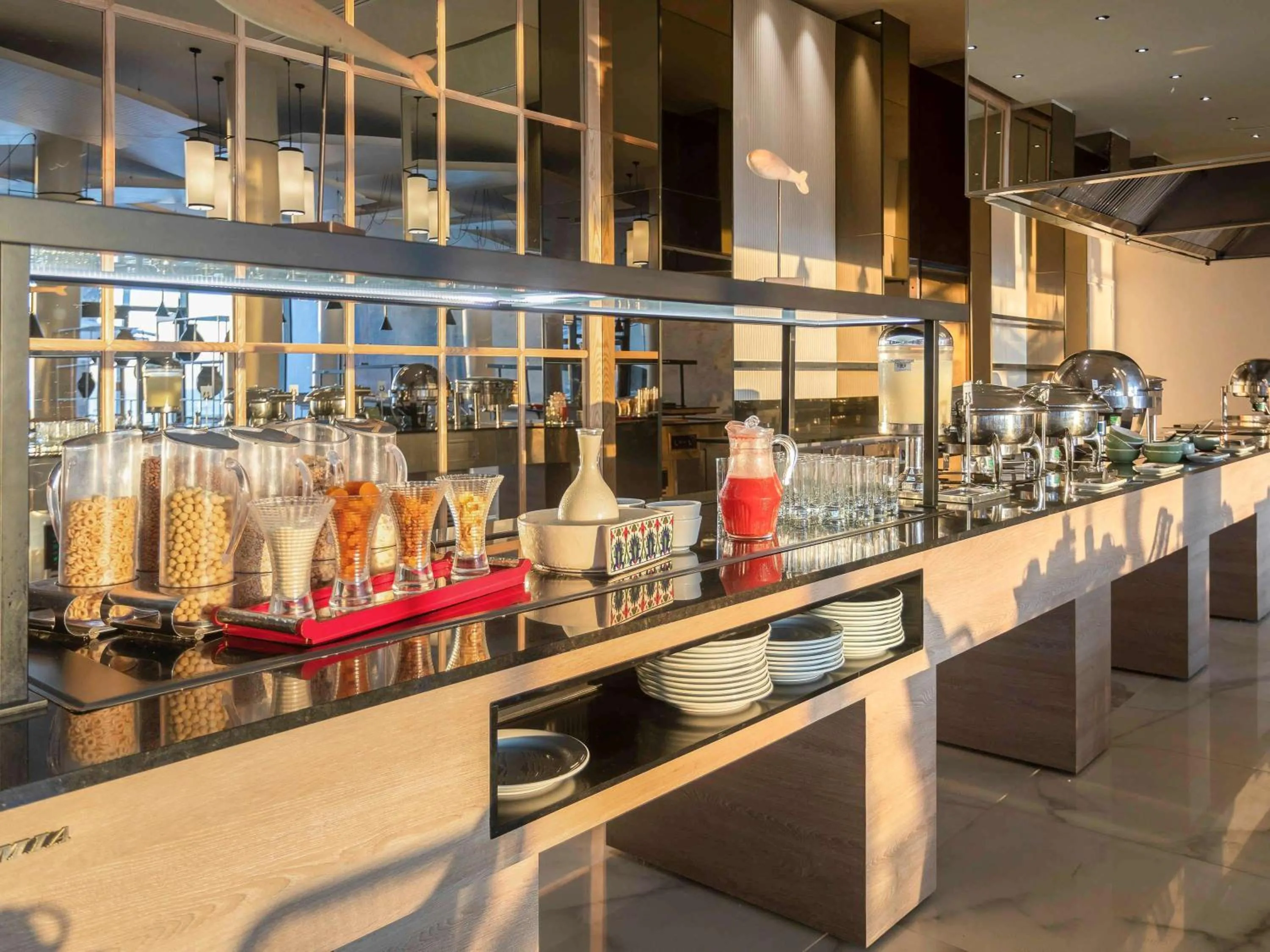 Restaurant/places to eat in Mövenpick Hotel Gammarth Tunis