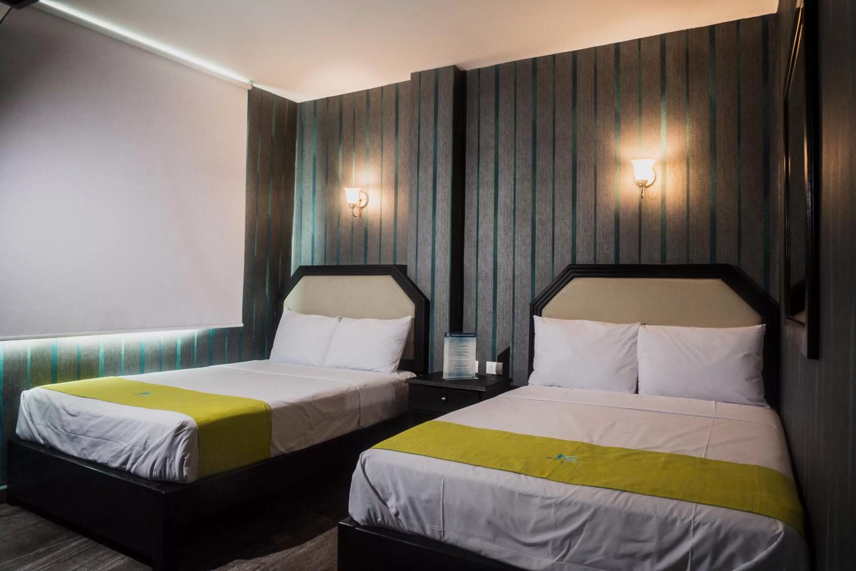 Bed in HOTEL CAREYES