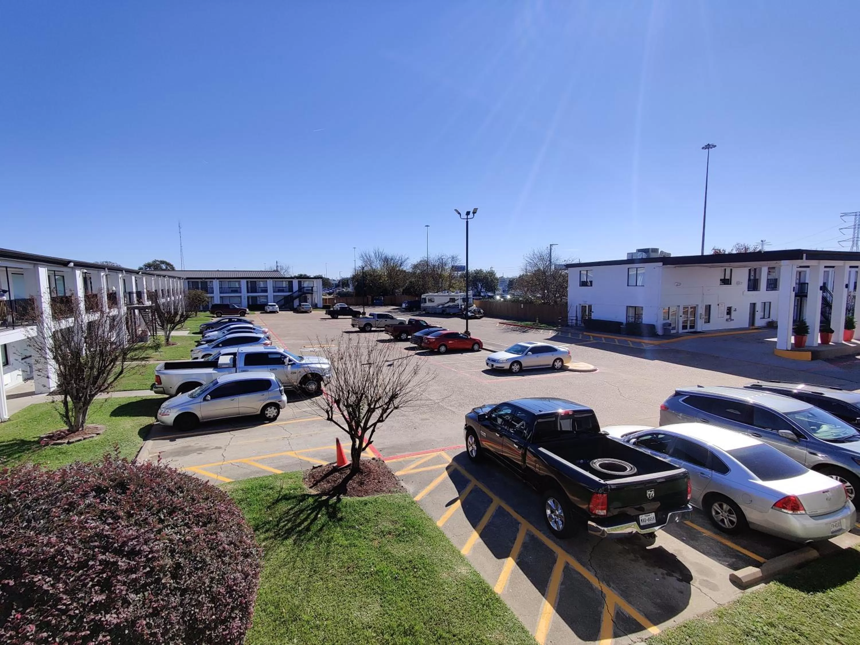 Parking in Red Roof Inn Houston - Jersey Village