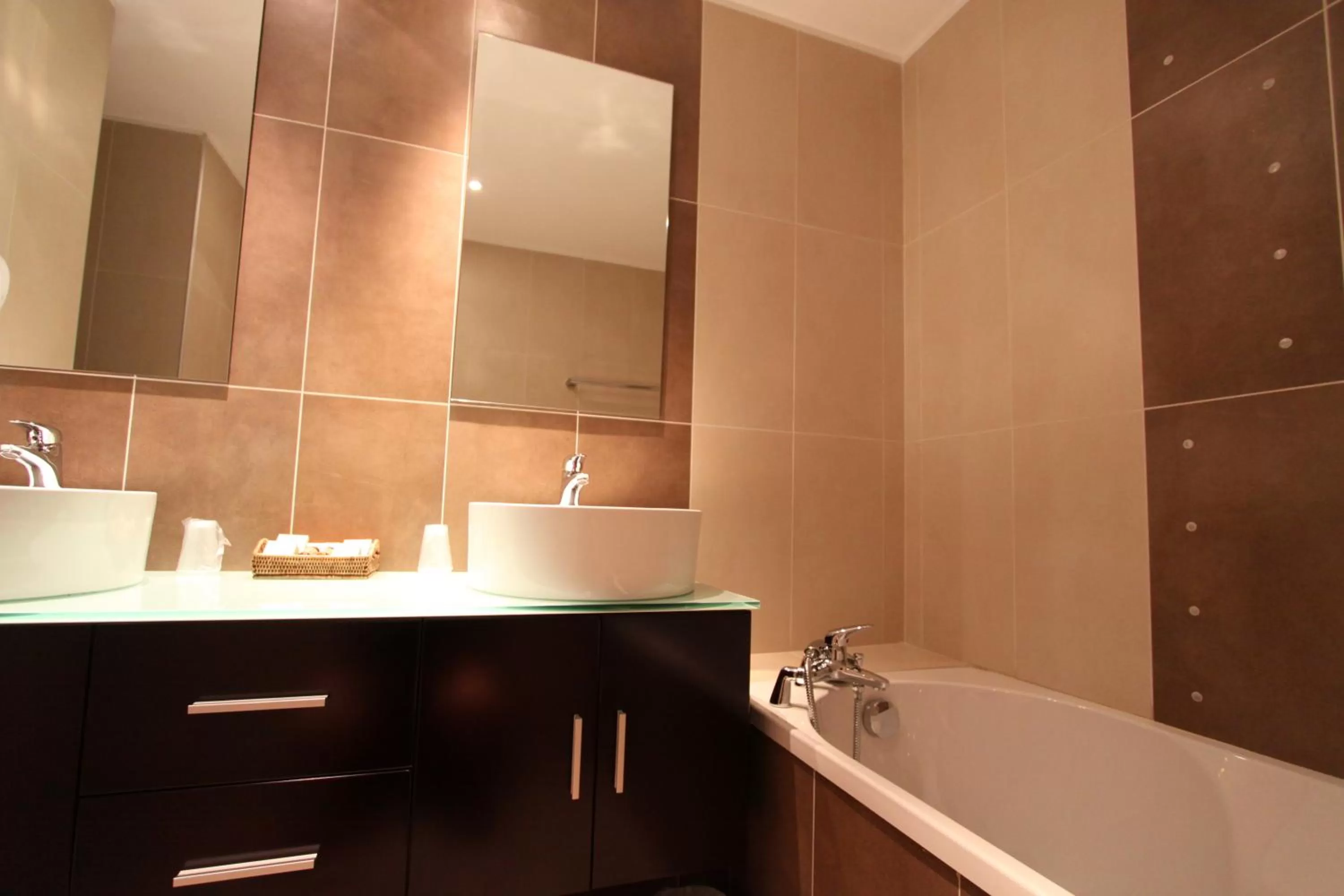 Bathroom in Hôtel A Madonetta