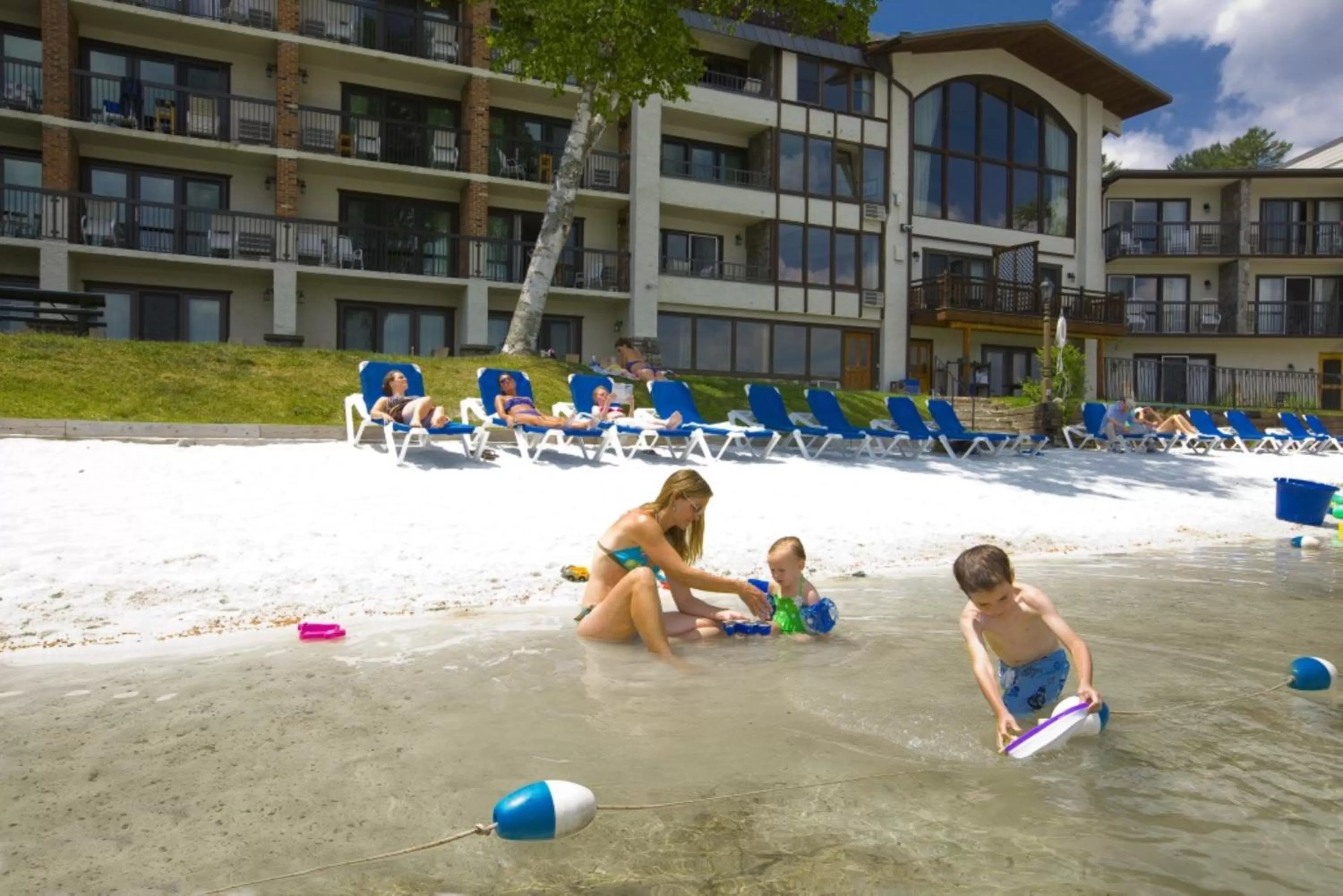 Beach in Golden Arrow Lakeside Resort
