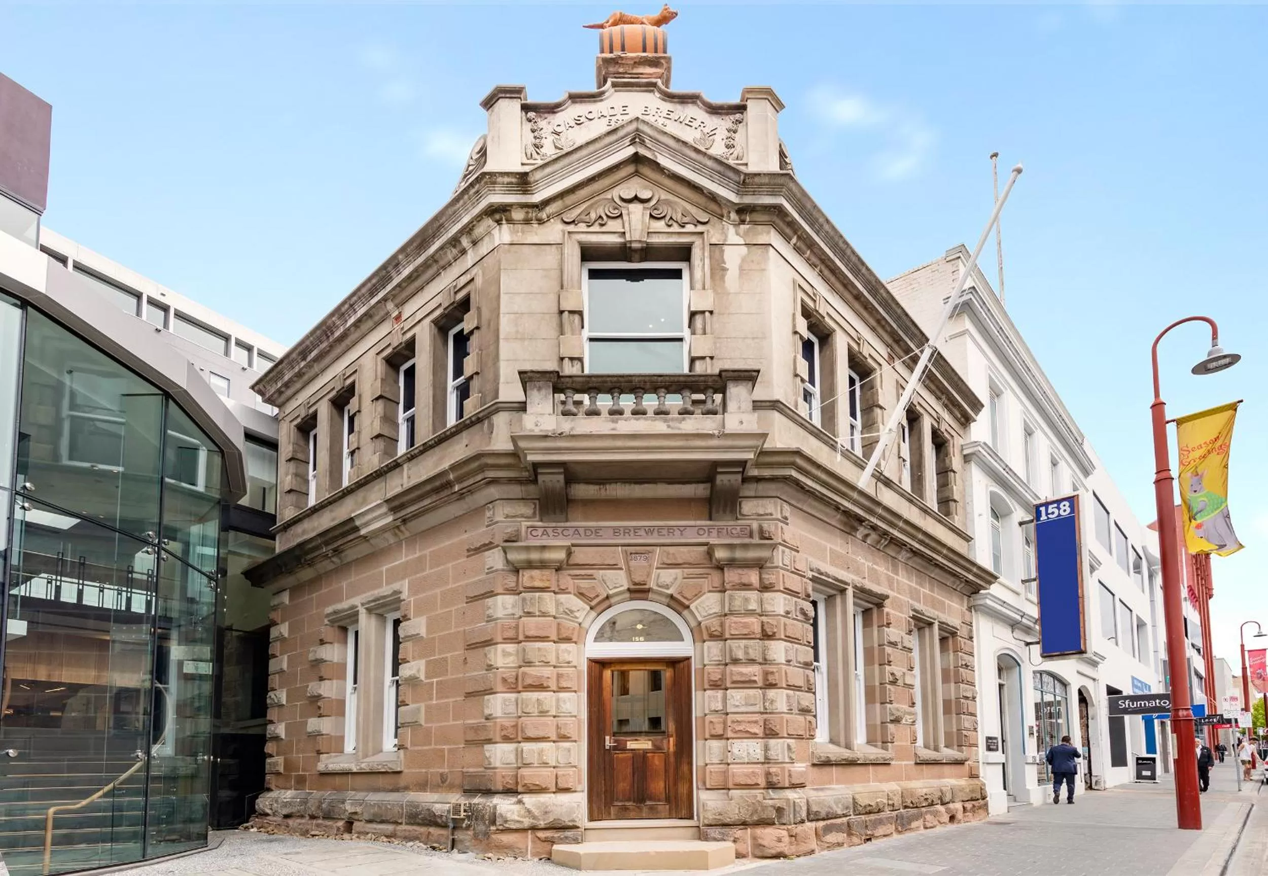 Facade/entrance in RACV Hobart Hotel