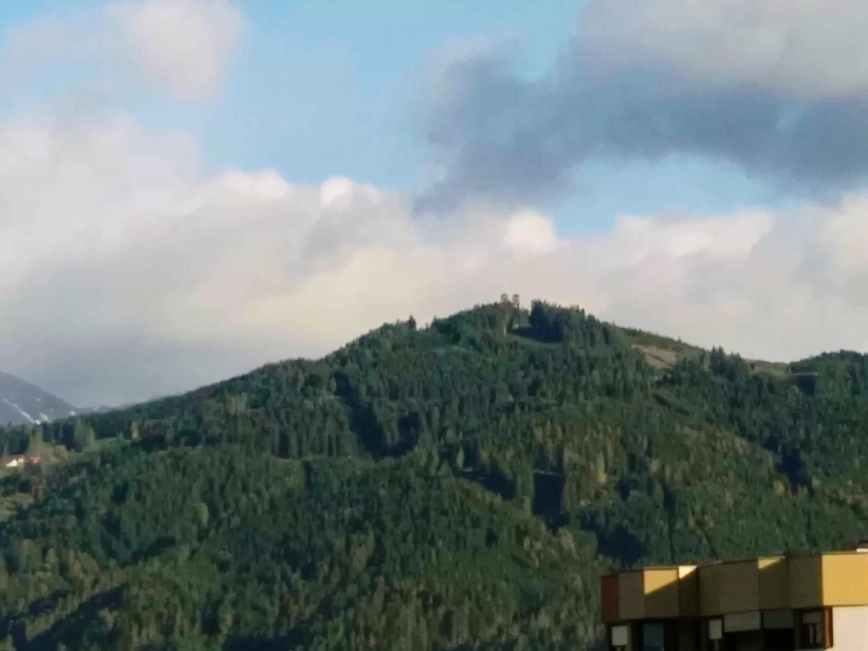 Mountain View in Ferienwohnungen und Zimmer Yassi