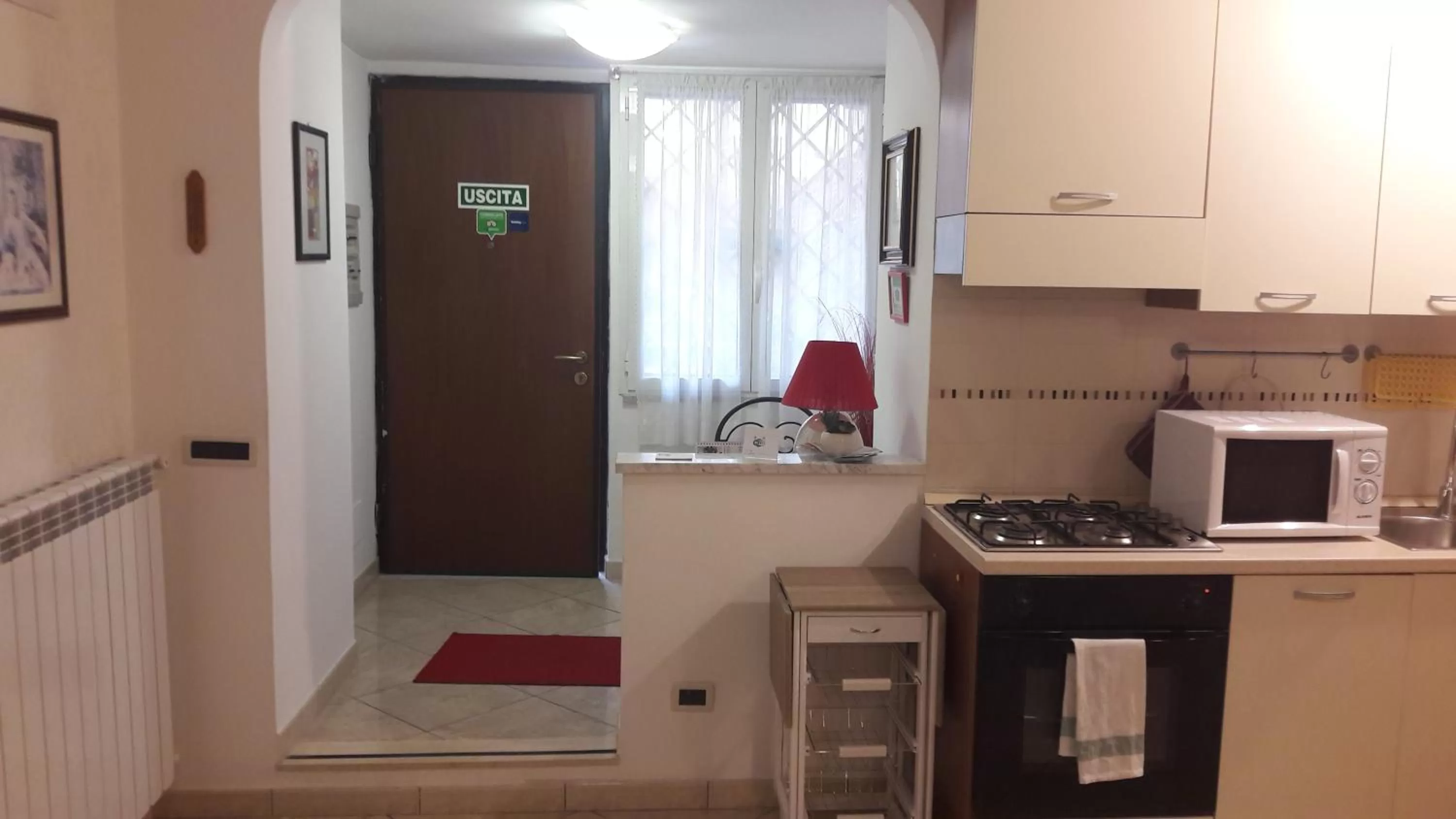 Communal lounge/ TV room in Nataly's House Bed&Breakfast